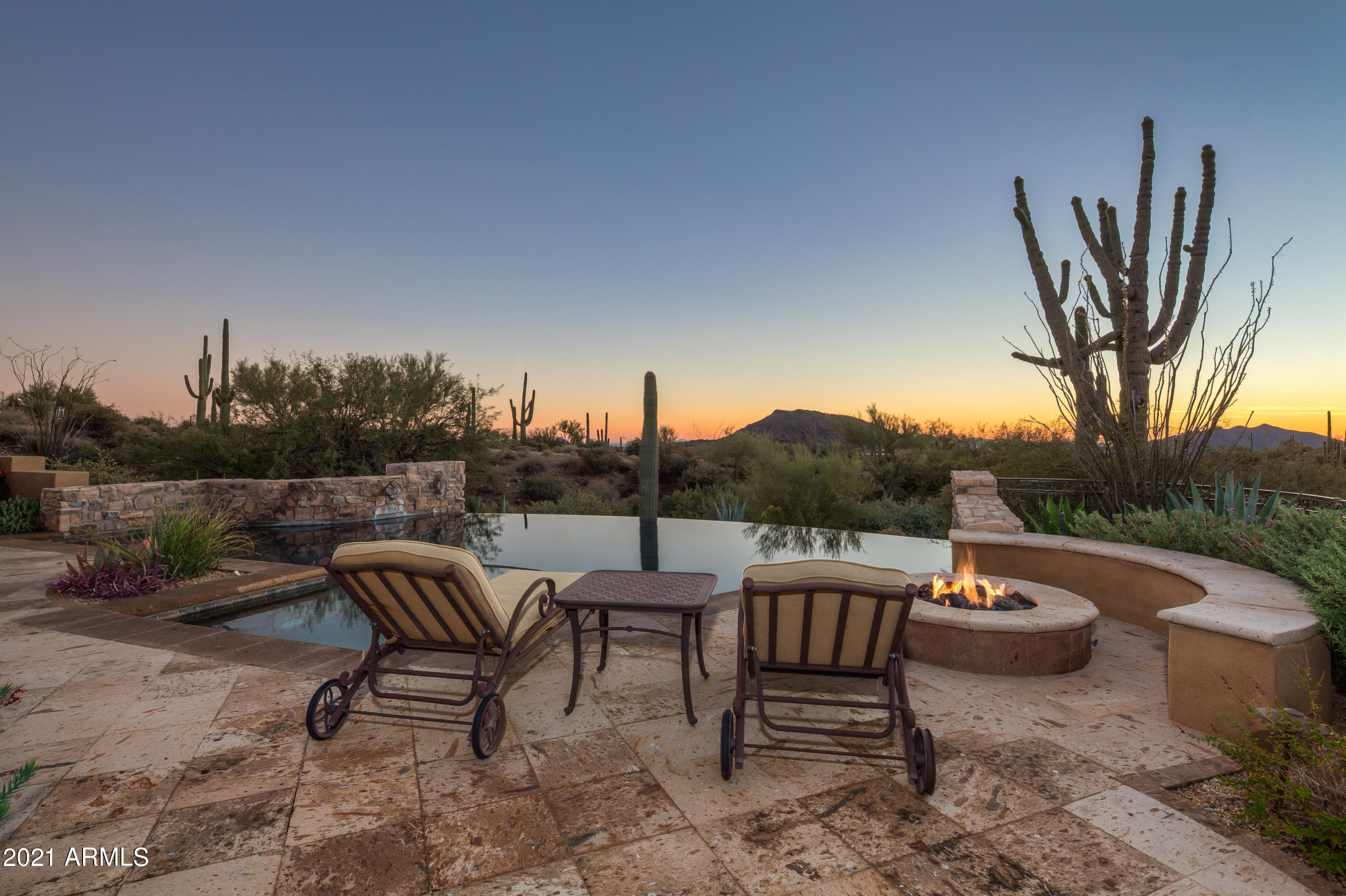 DESERT MOUNTAIN - Residential