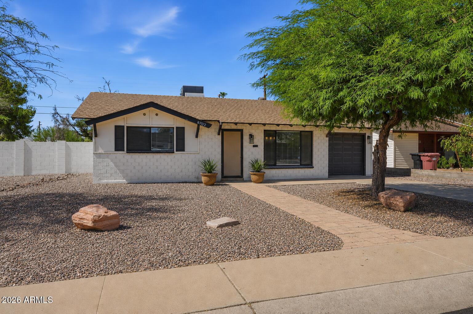 SCOTTSDALE ESTATES 11 LOTS 1966-2102 TR A - Residential