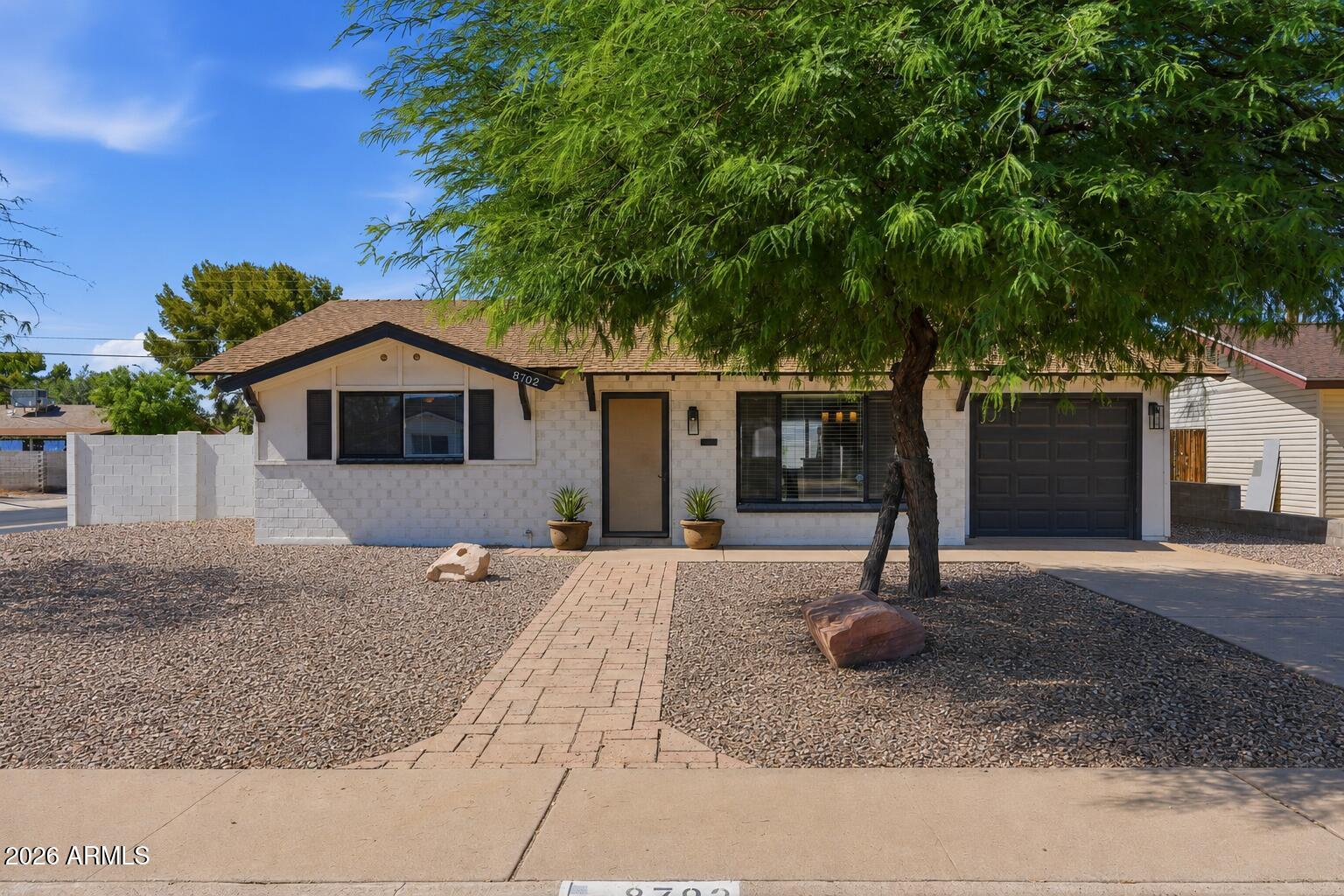 SCOTTSDALE ESTATES 11 LOTS 1966-2102 TR A - Residential