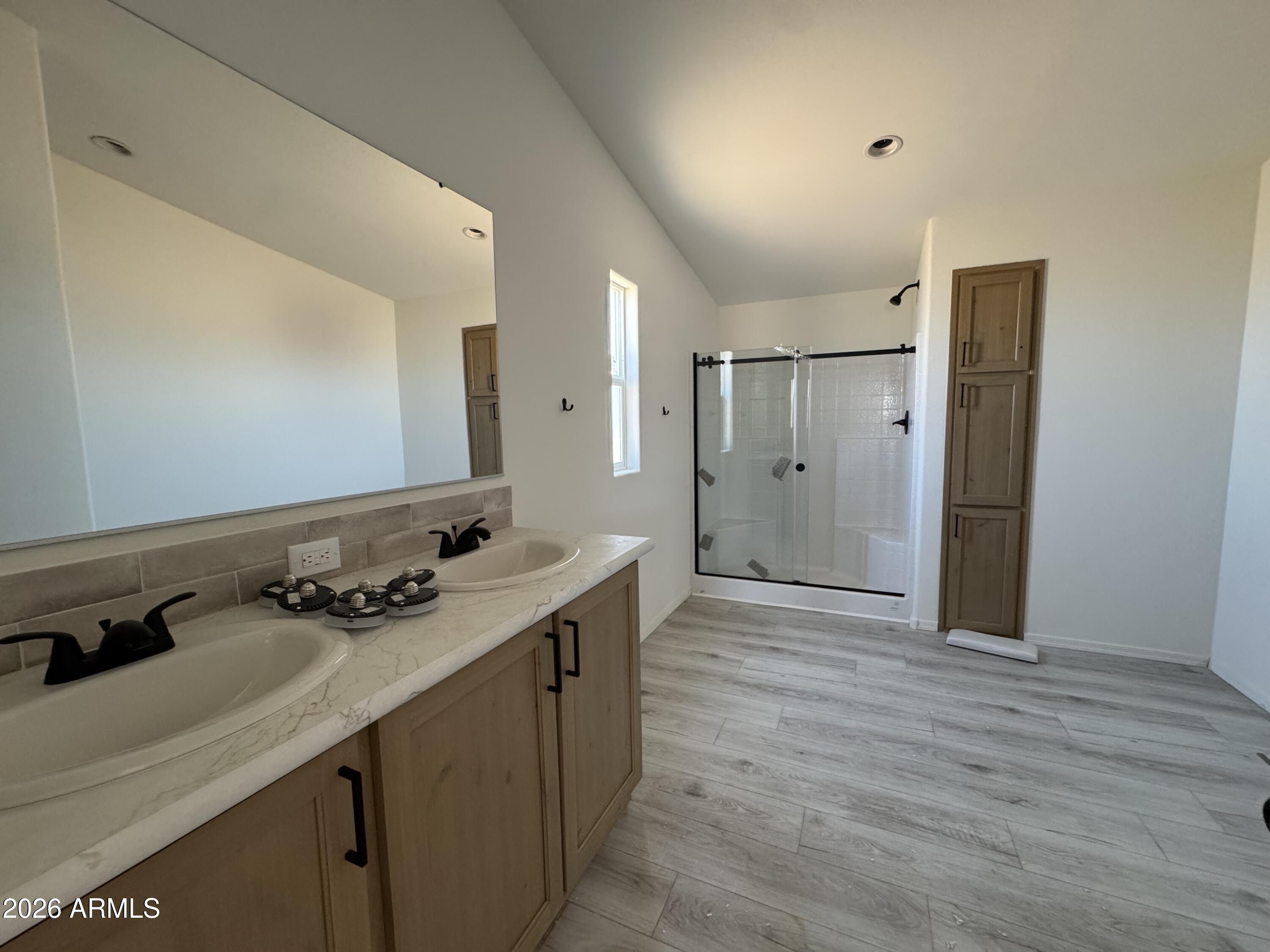 METES AND BOUNDS - Residential