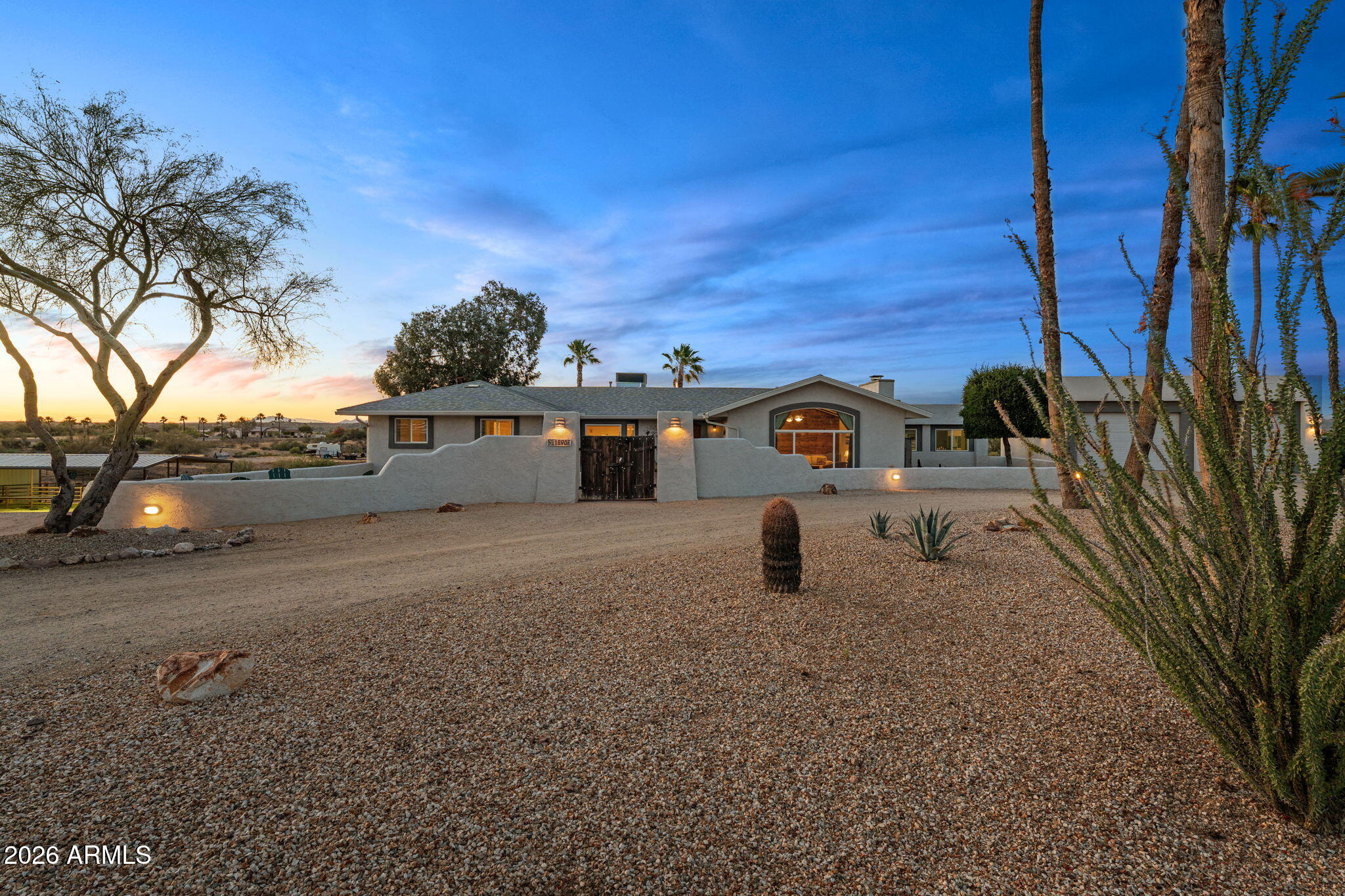 WICKENBURG COUNTRY CLUB ACRES - Residential