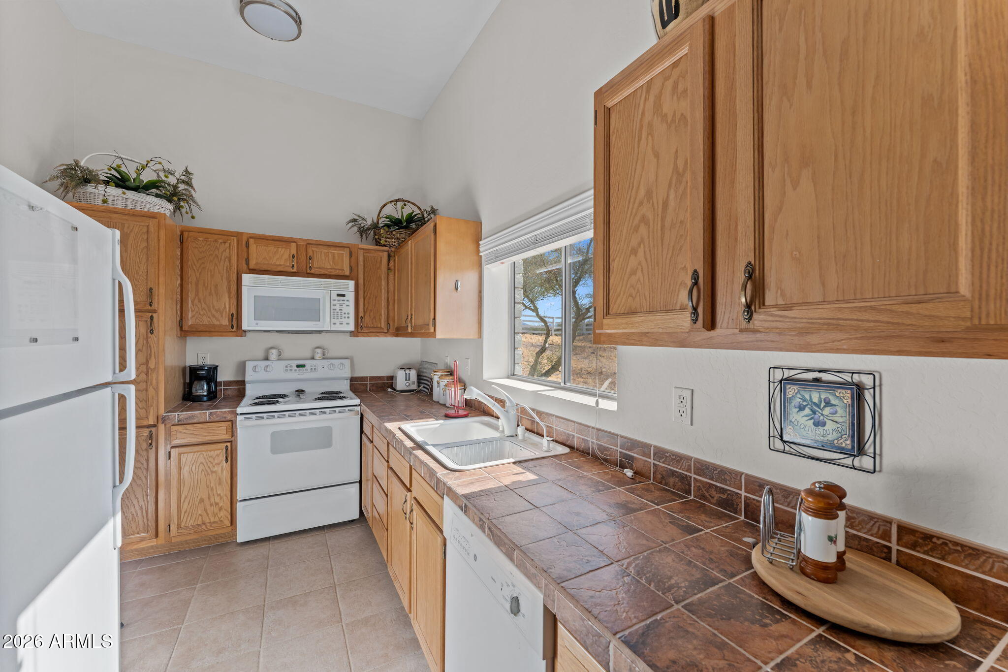 WICKENBURG COUNTRY CLUB ACRES - Residential