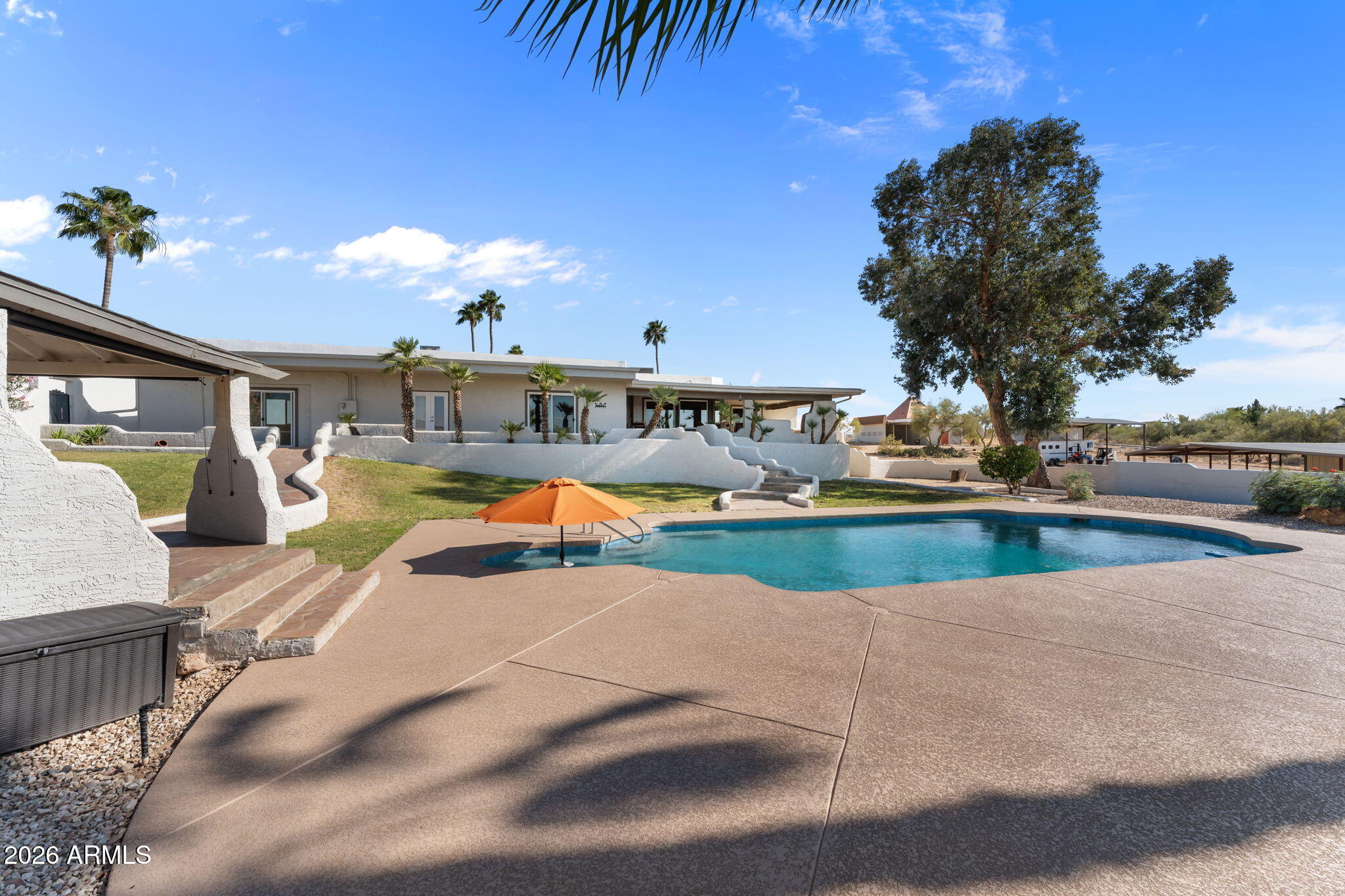 WICKENBURG COUNTRY CLUB ACRES - Residential