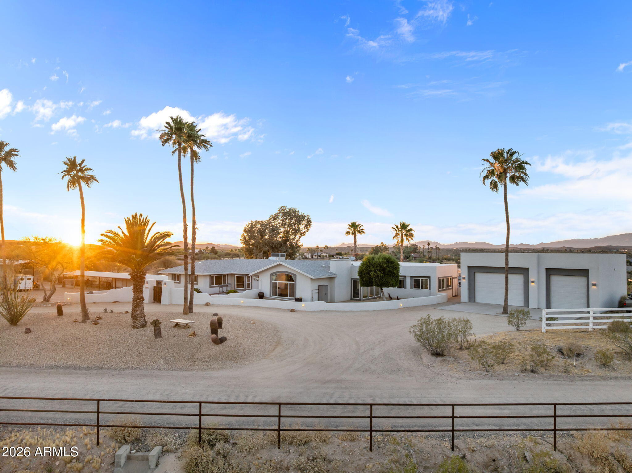 WICKENBURG COUNTRY CLUB ACRES - Residential