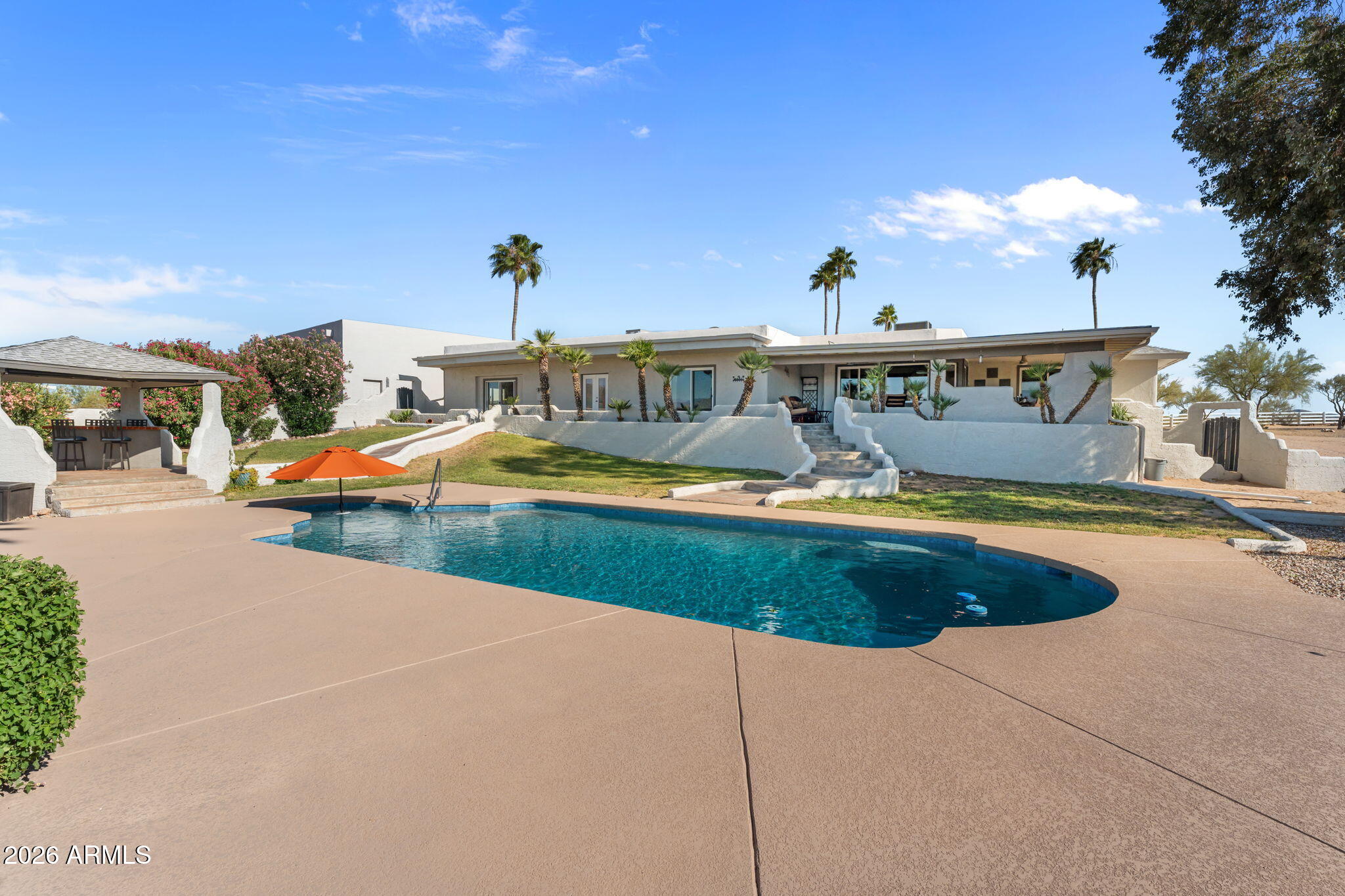 WICKENBURG COUNTRY CLUB ACRES - Residential