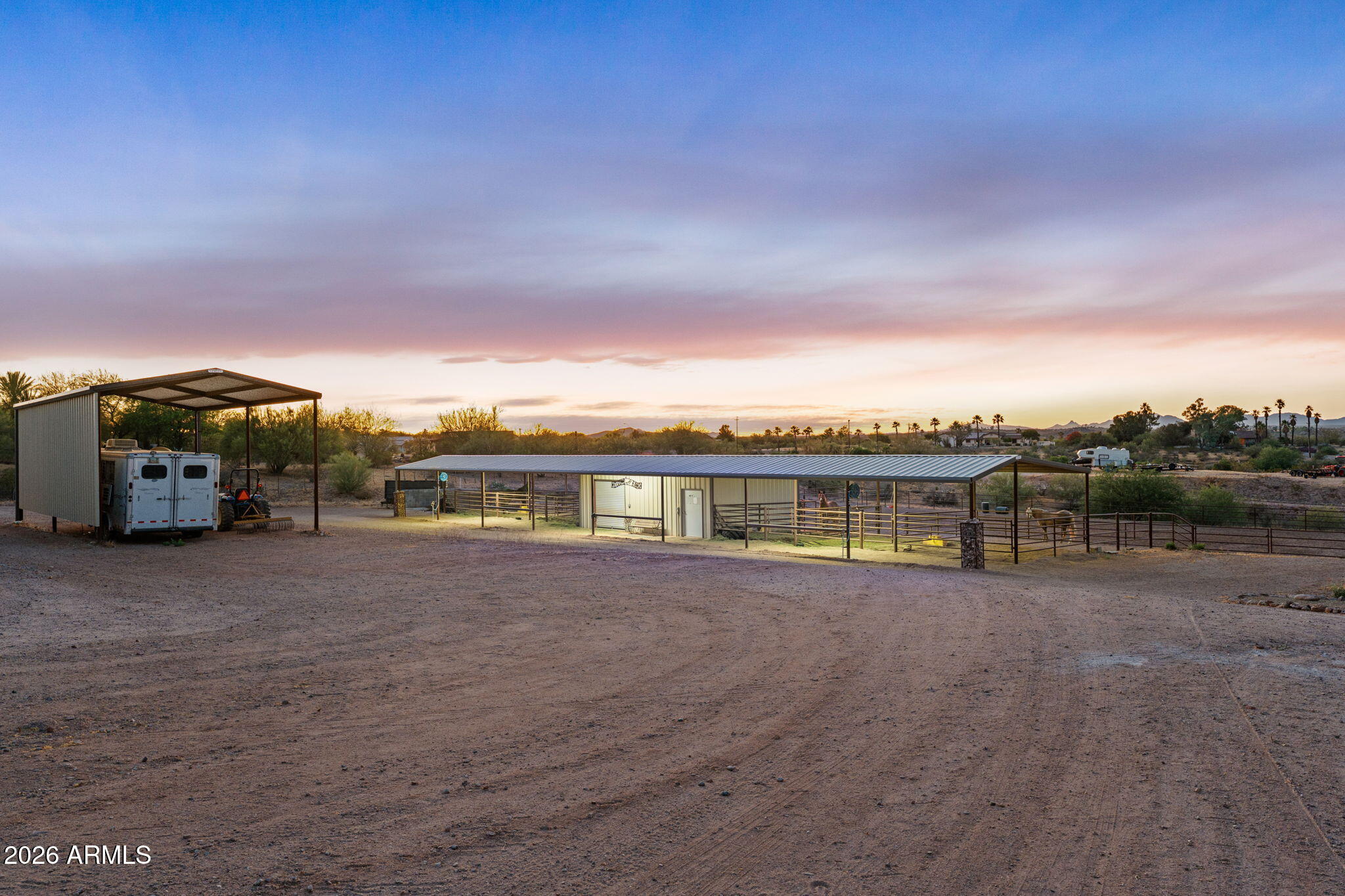 WICKENBURG COUNTRY CLUB ACRES - Residential