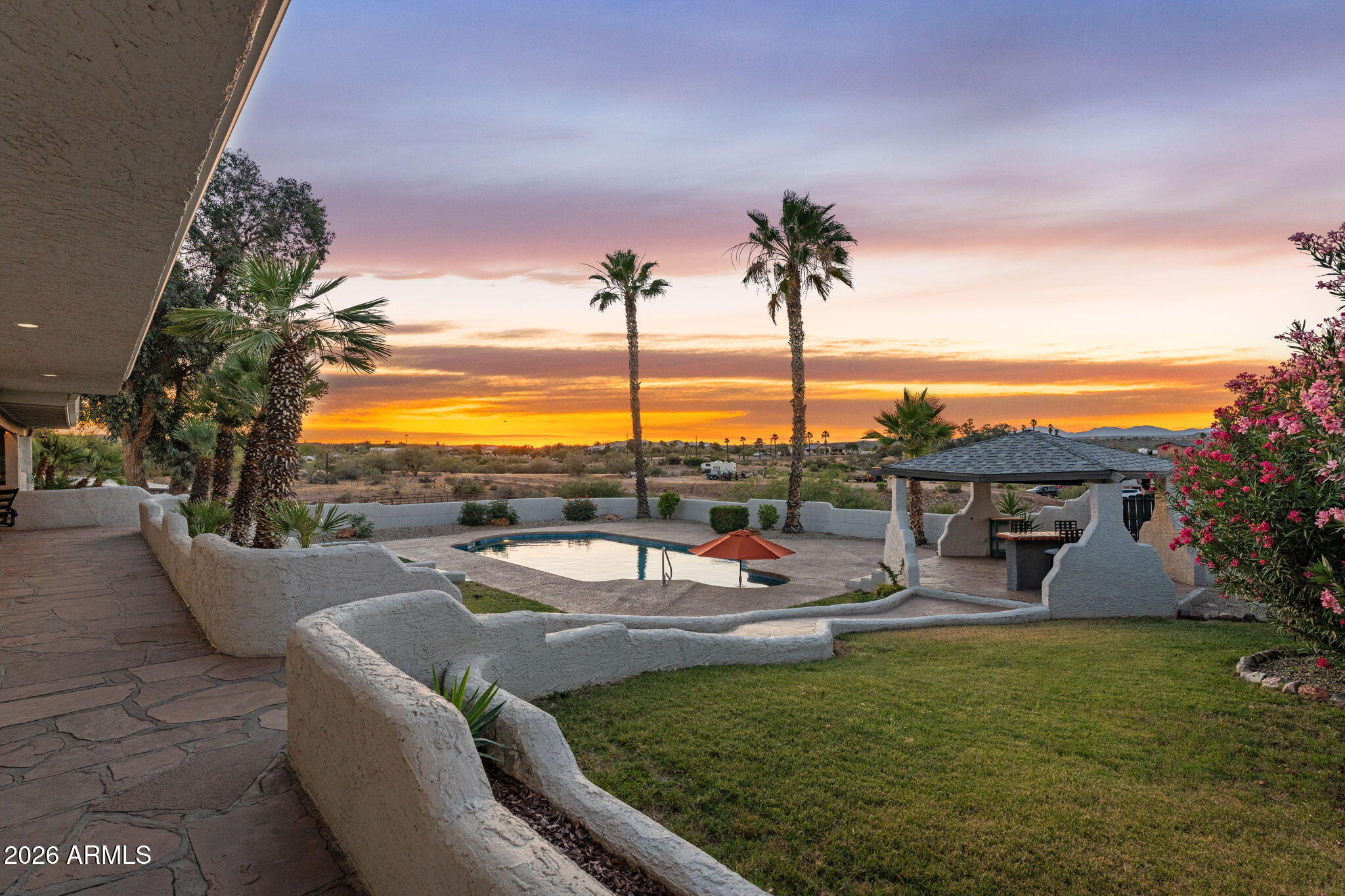 WICKENBURG COUNTRY CLUB ACRES - Residential