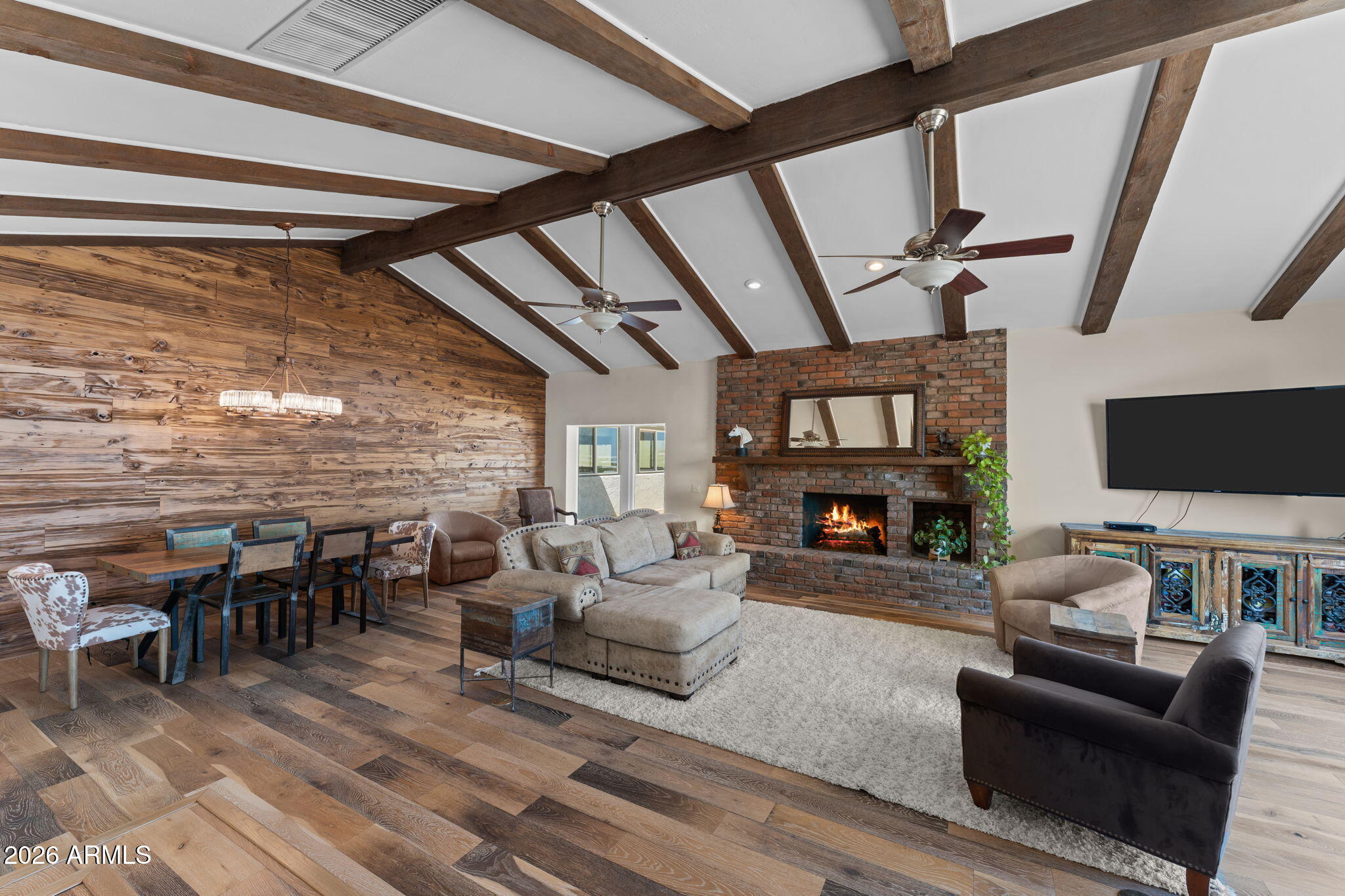 WICKENBURG COUNTRY CLUB ACRES - Residential