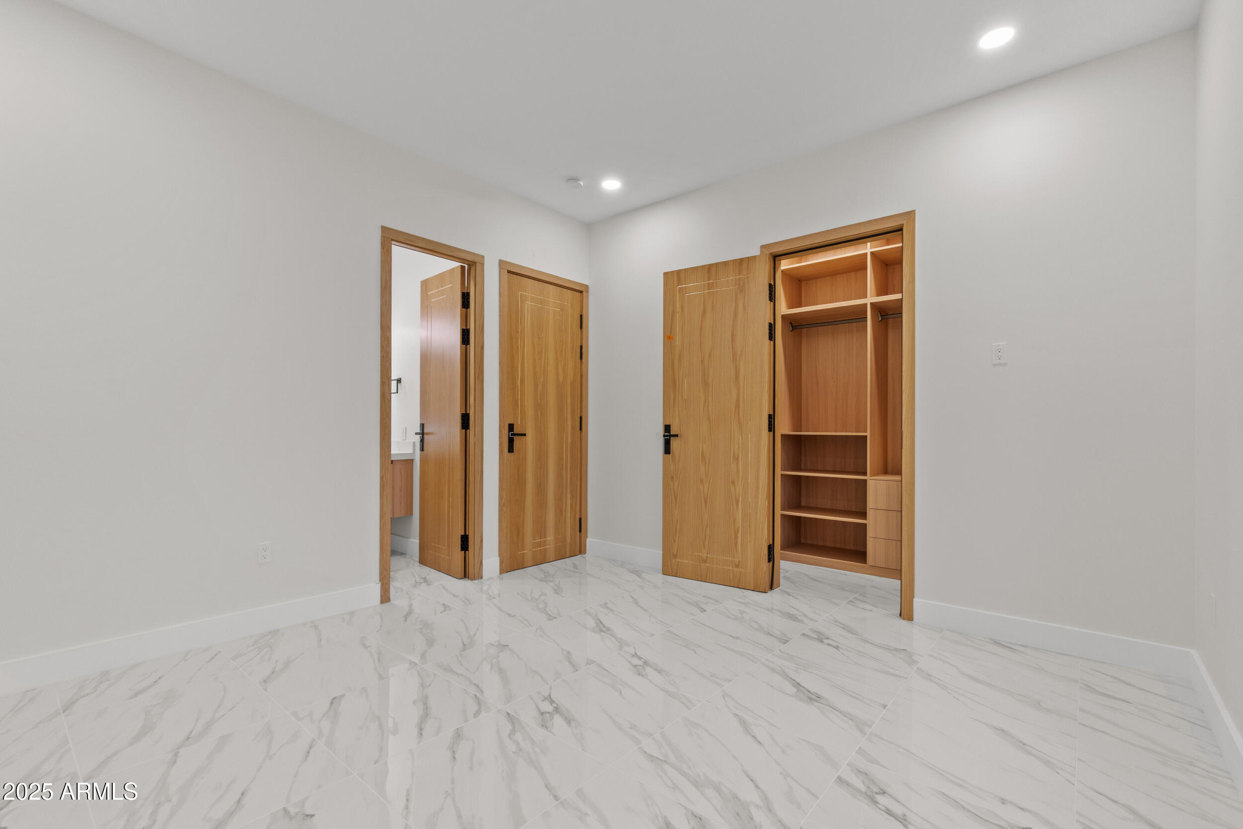 COUNTRY ESTATES UNIT 2A - Residential