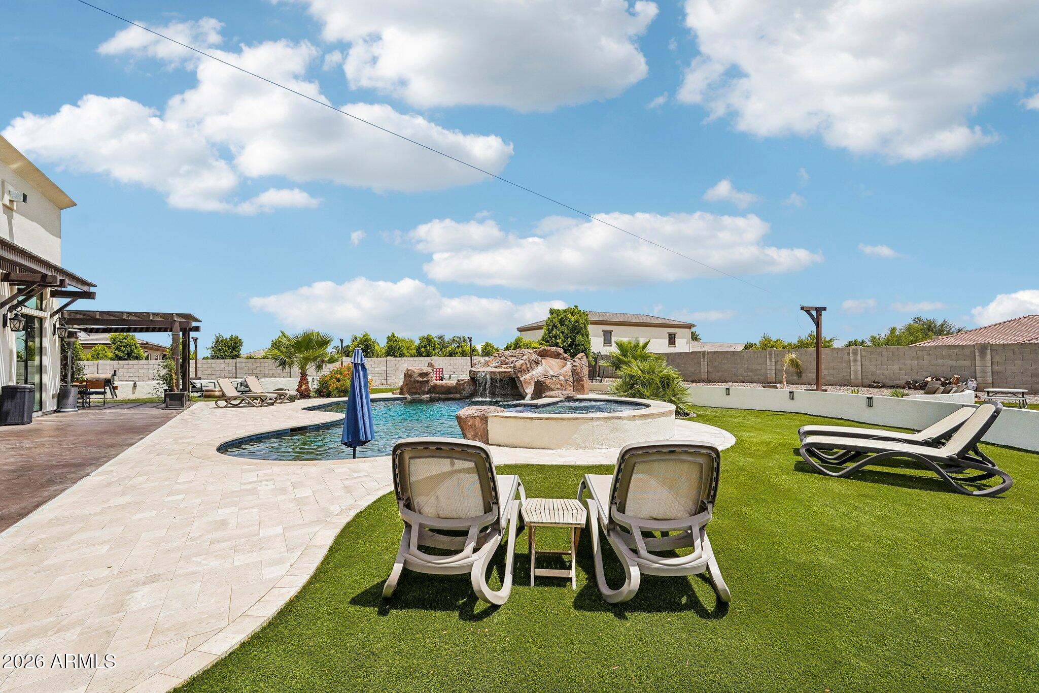TWELVE OAKS ESTATES - Residential