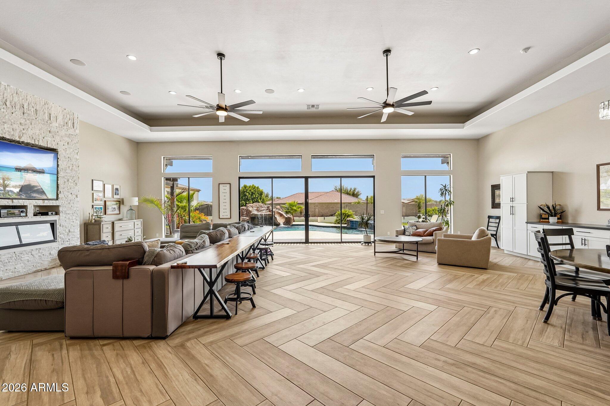 TWELVE OAKS ESTATES - Residential