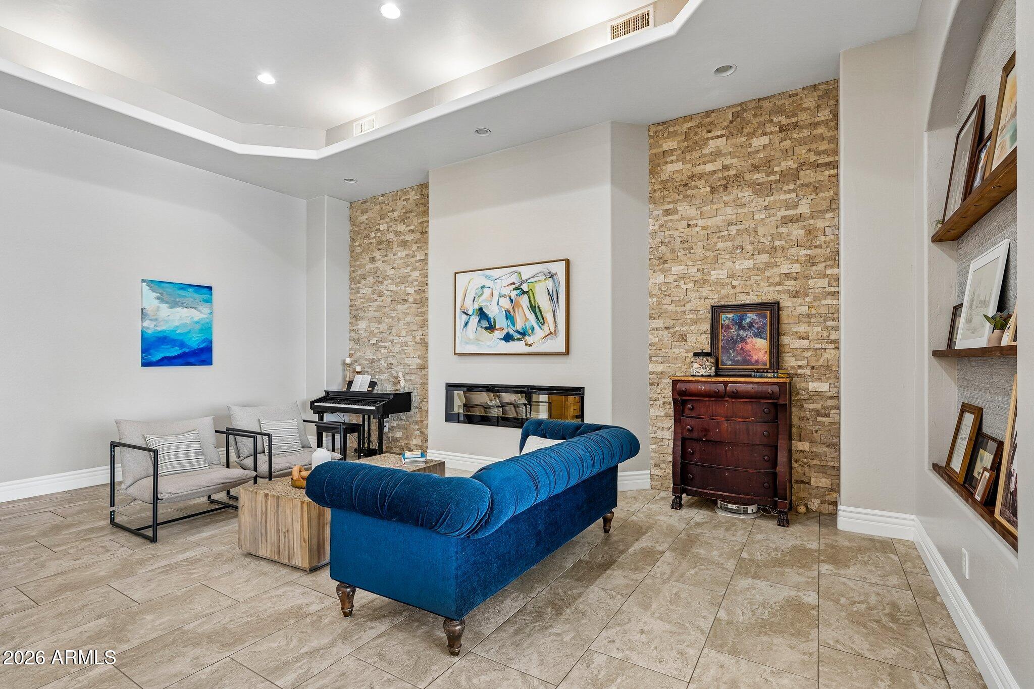 TWELVE OAKS ESTATES - Residential