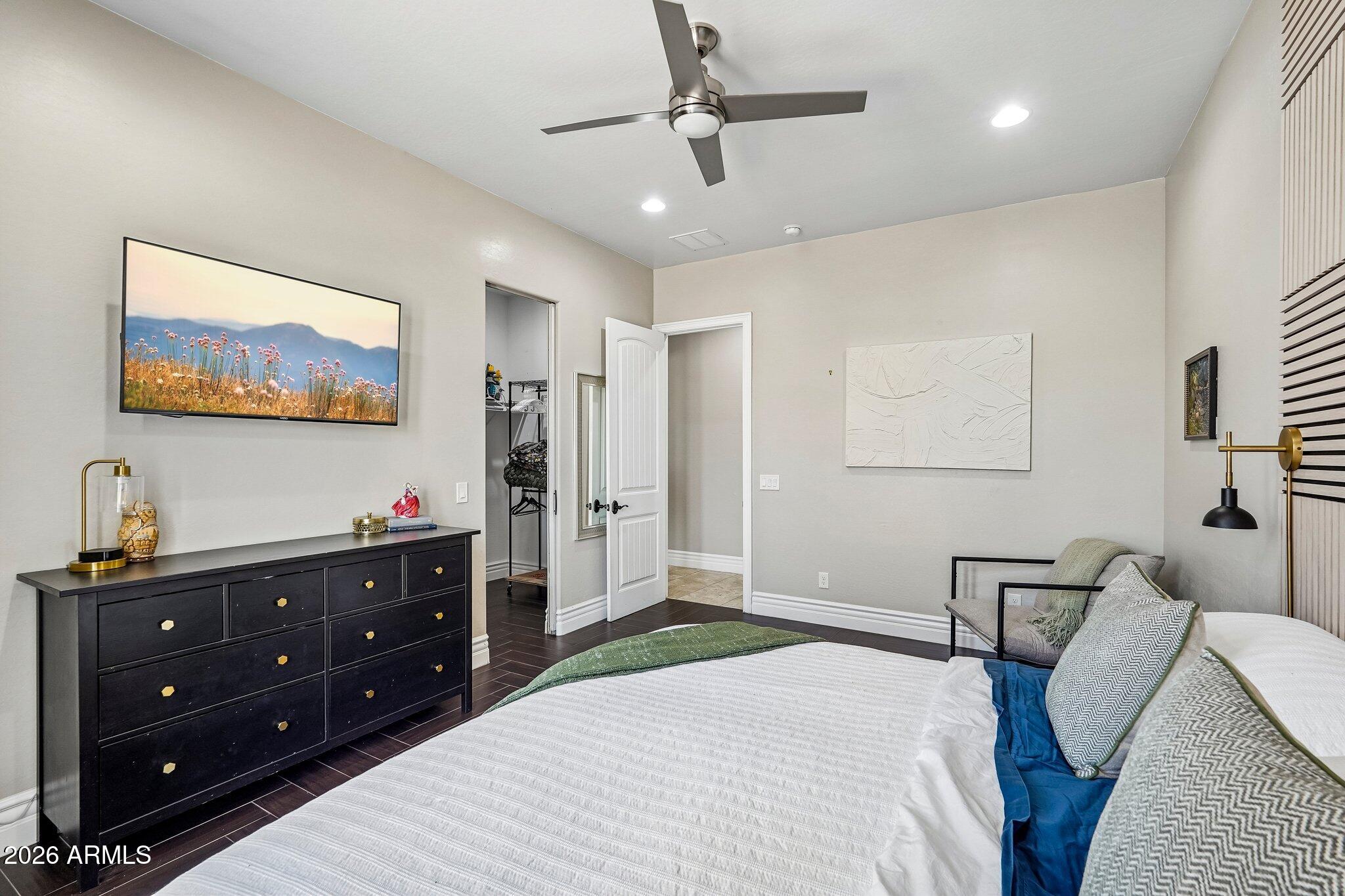 TWELVE OAKS ESTATES - Residential