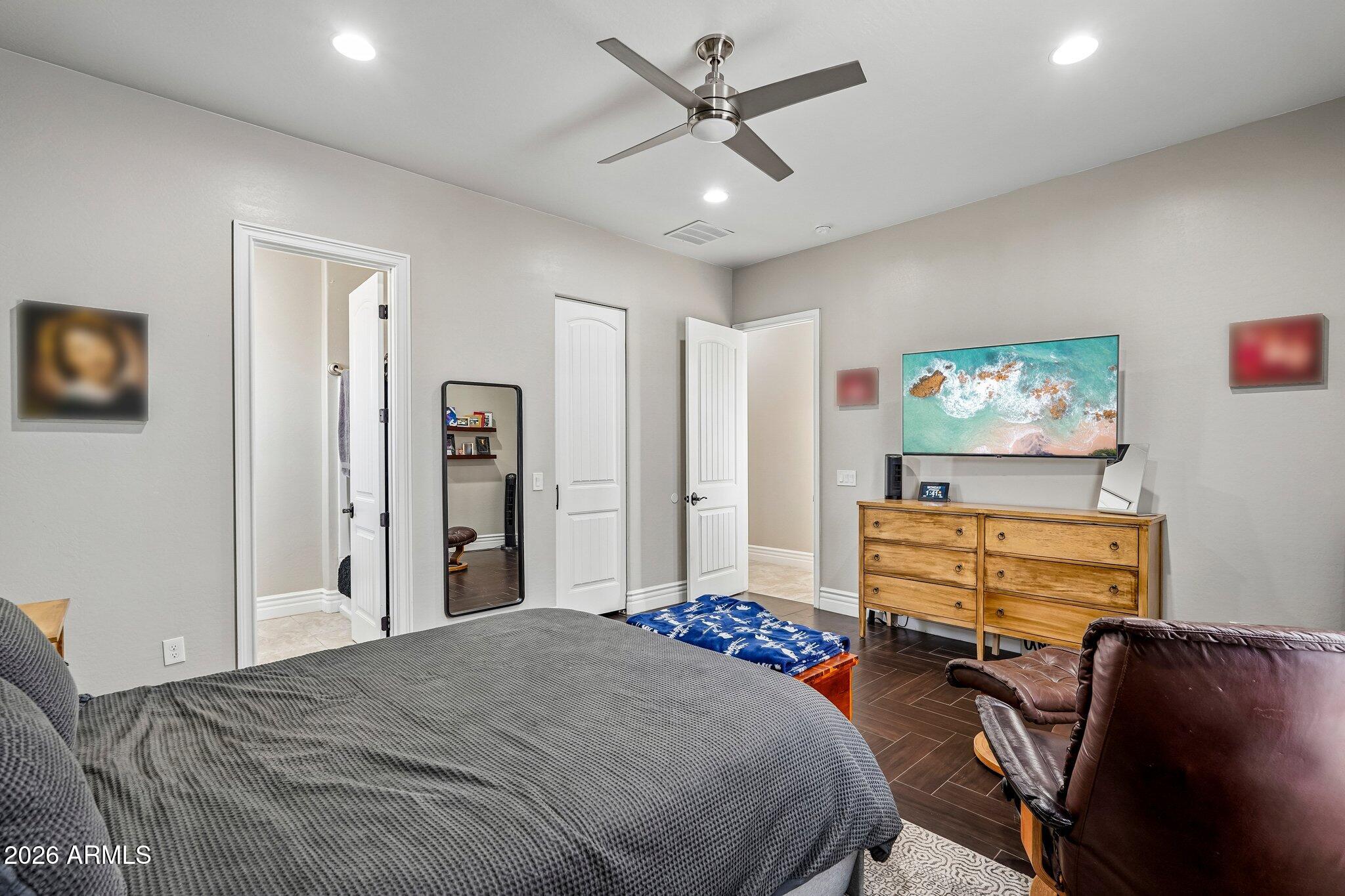 TWELVE OAKS ESTATES - Residential