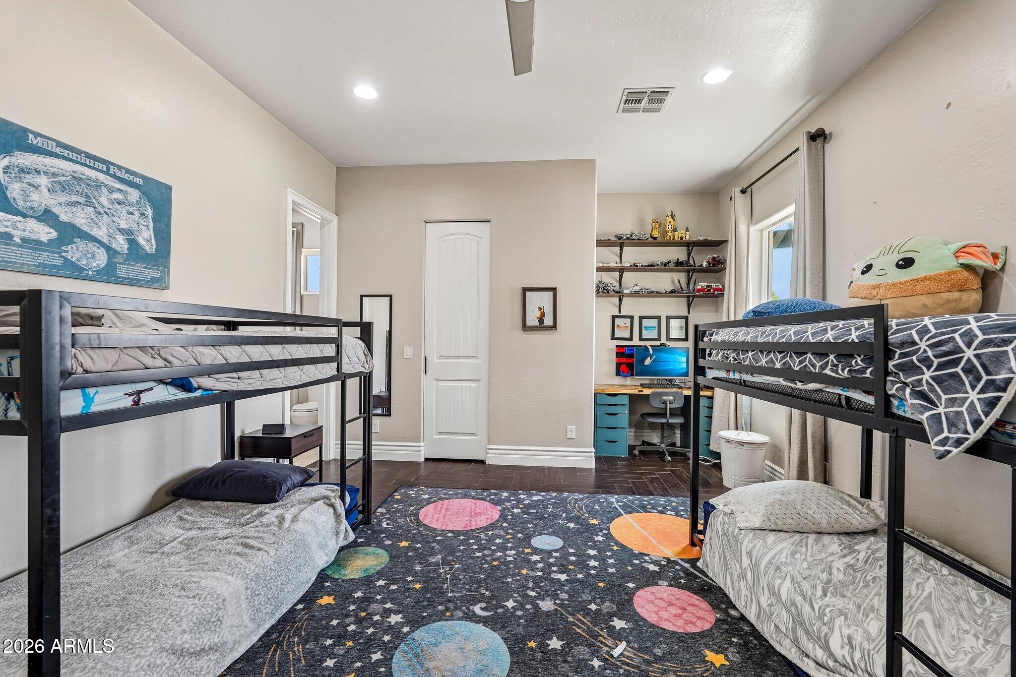TWELVE OAKS ESTATES - Residential