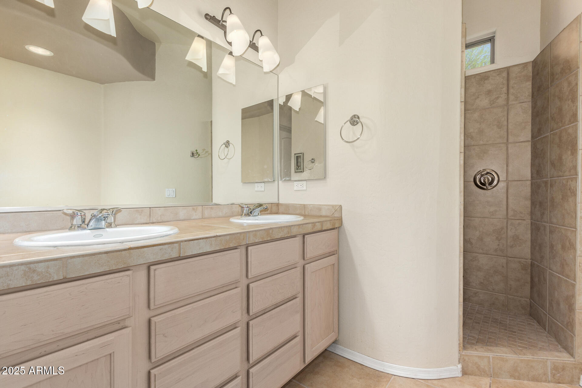 TOSCANO VILLAS - Residential