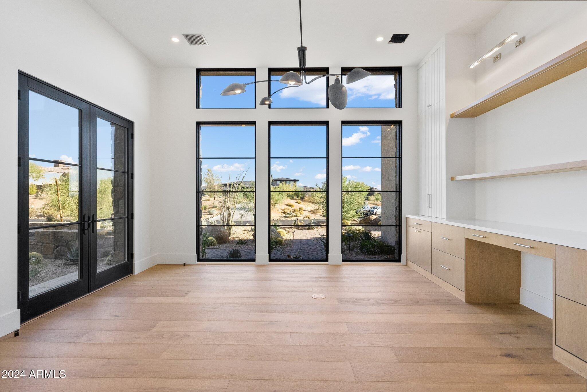 Mirabel Club - Residential
