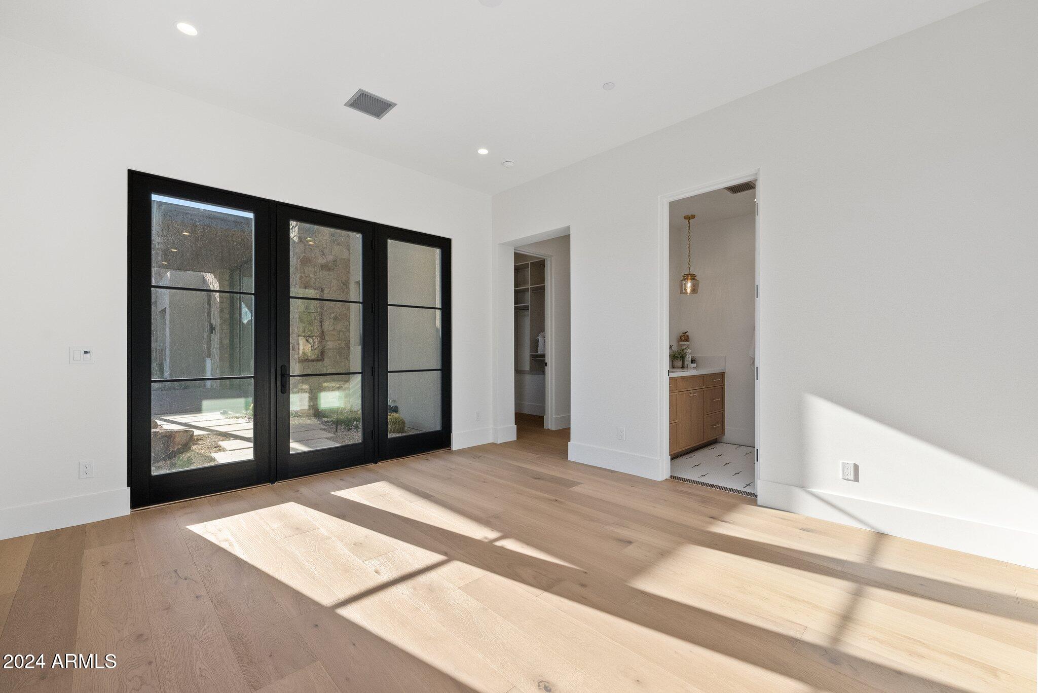 Mirabel Club - Residential