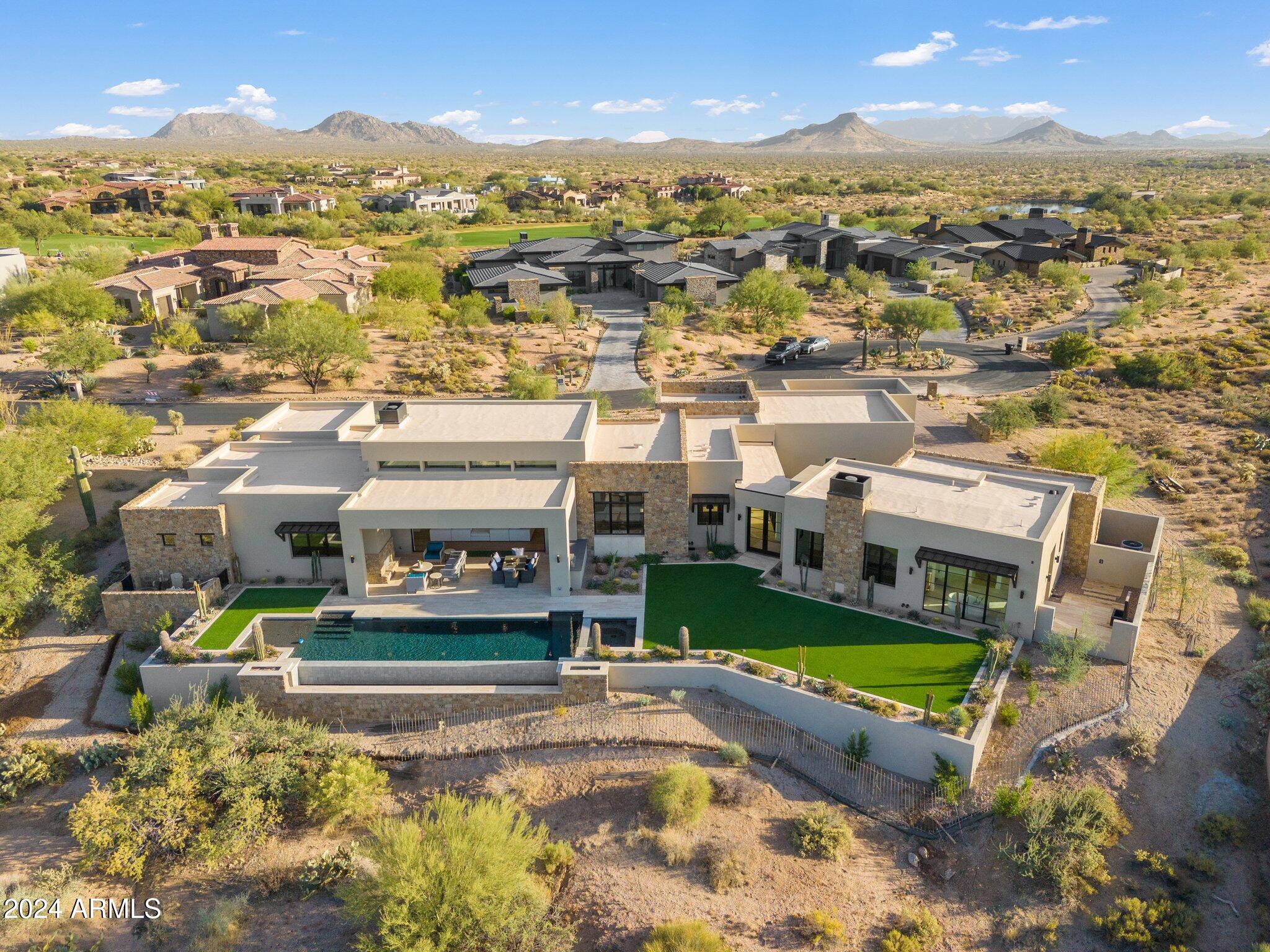 Mirabel Club - Residential