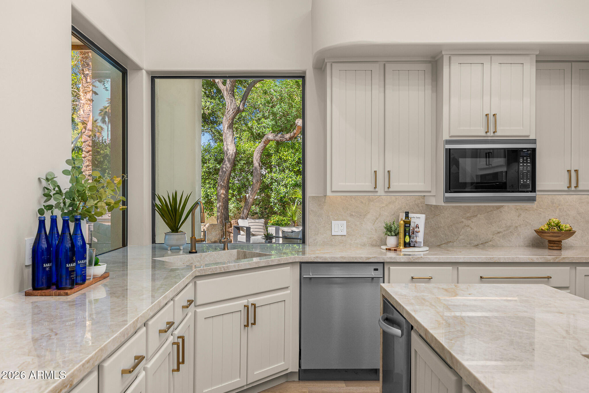 MERRILL CANTATIERRA LOT 1-49 PUT STS IND BEND WASH - Residential