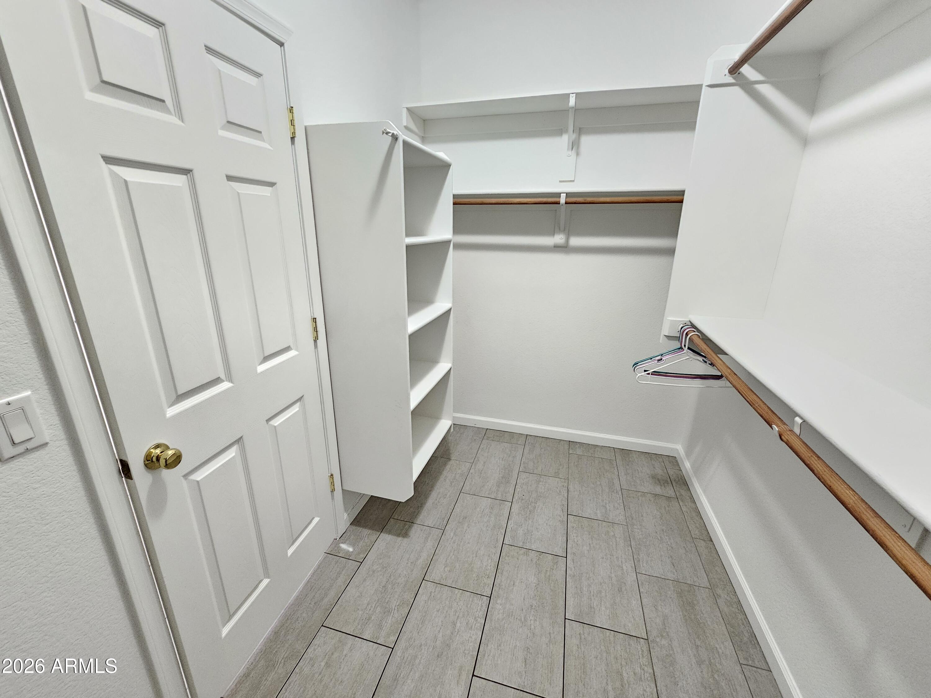 ROVEY FARM ESTATES SOUTH - Residential Lease