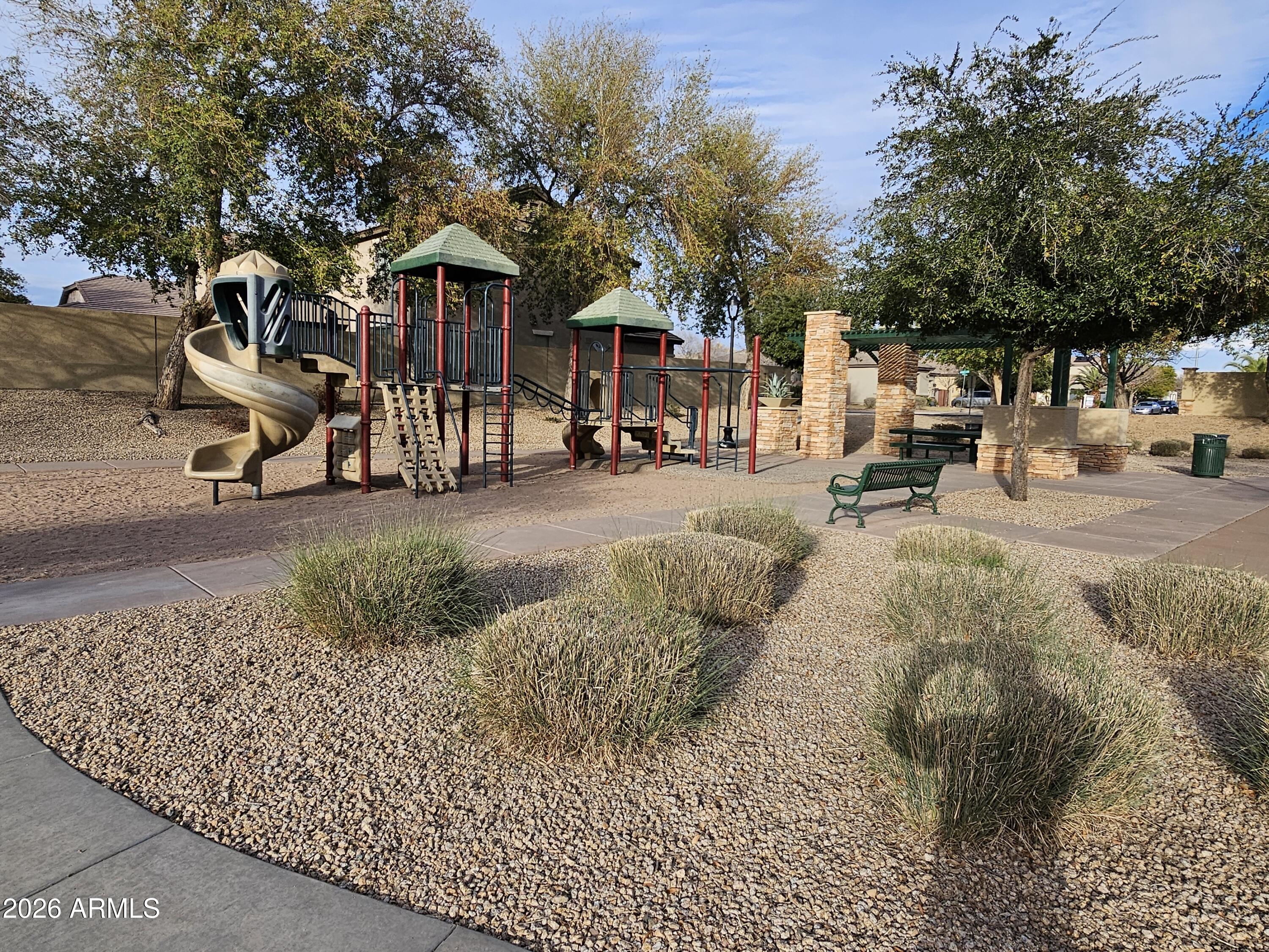 ROVEY FARM ESTATES SOUTH - Residential Lease
