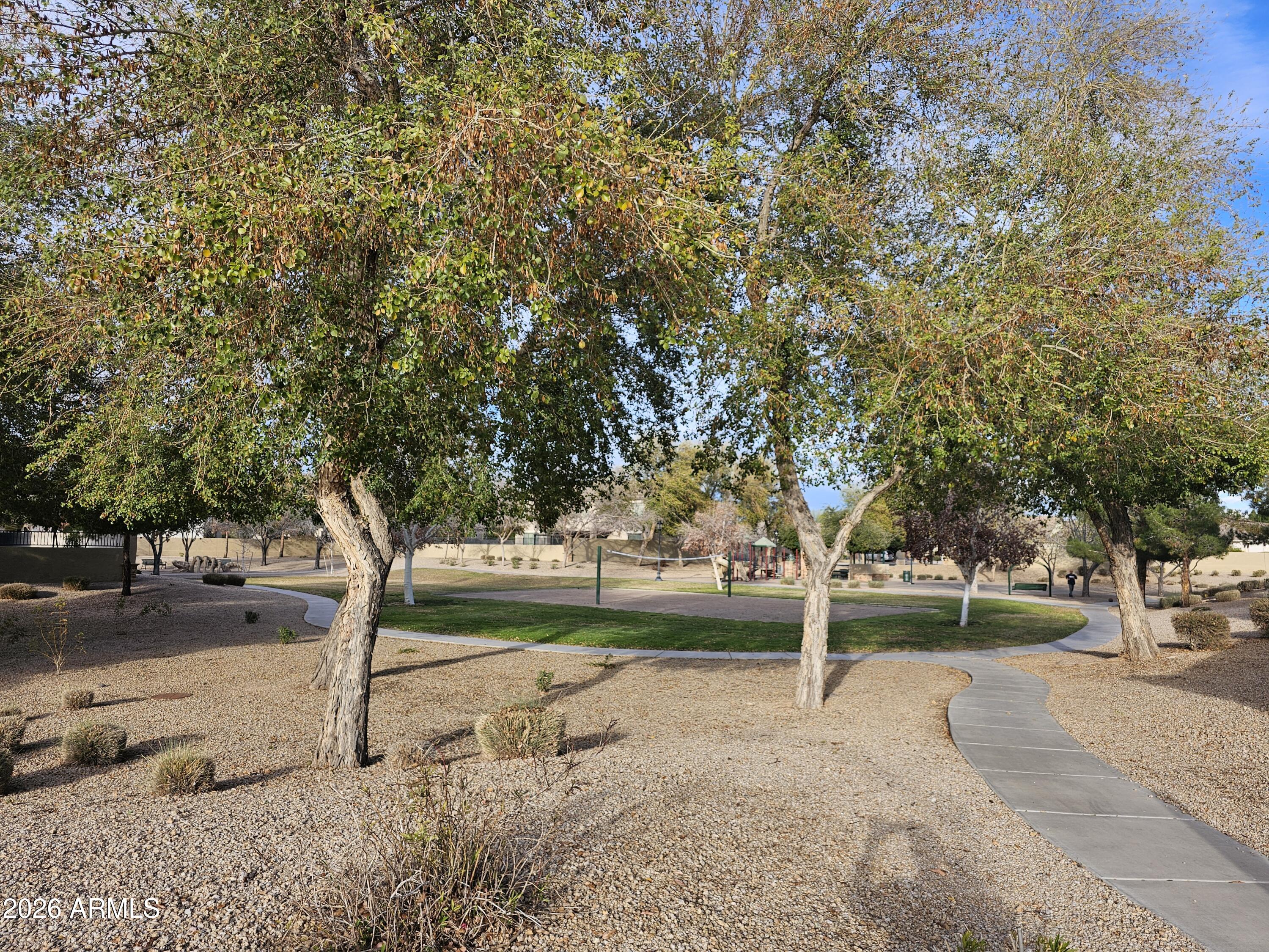 ROVEY FARM ESTATES SOUTH - Residential Lease