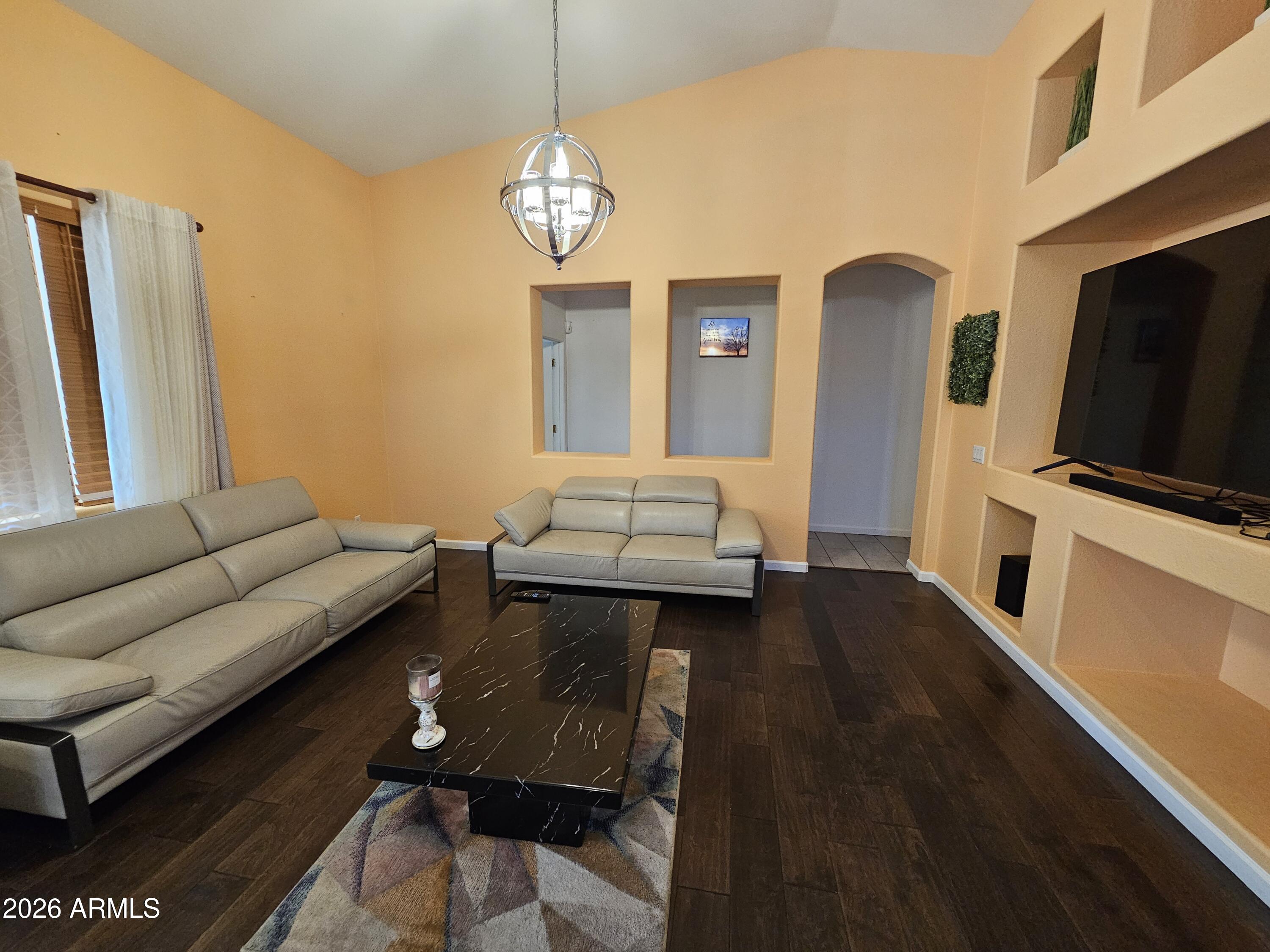 ROVEY FARM ESTATES SOUTH - Residential Lease