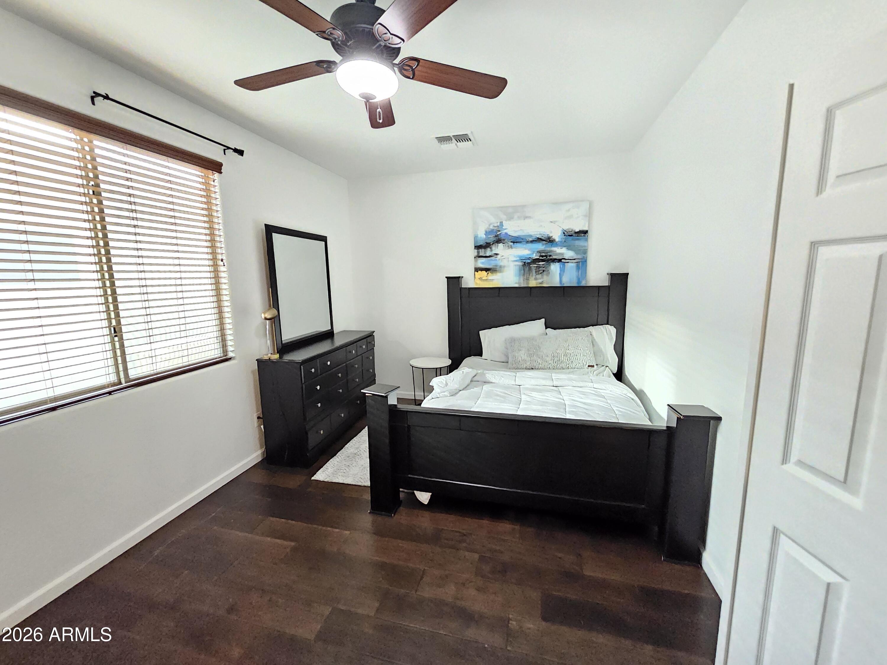 ROVEY FARM ESTATES SOUTH - Residential Lease