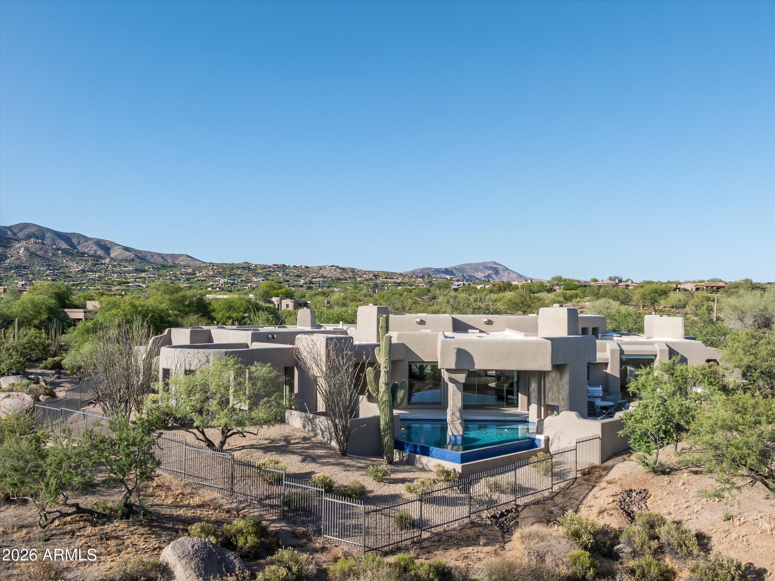 DESERT MOUNTAIN - Residential