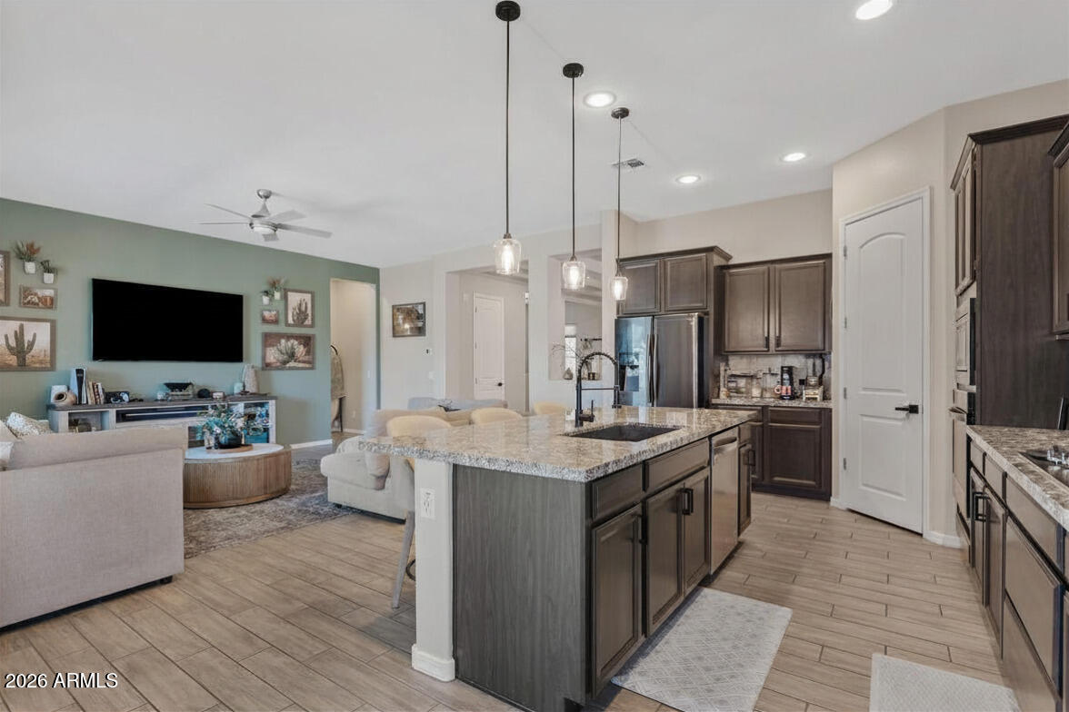 HARVEST QUEEN CREEK - Residential