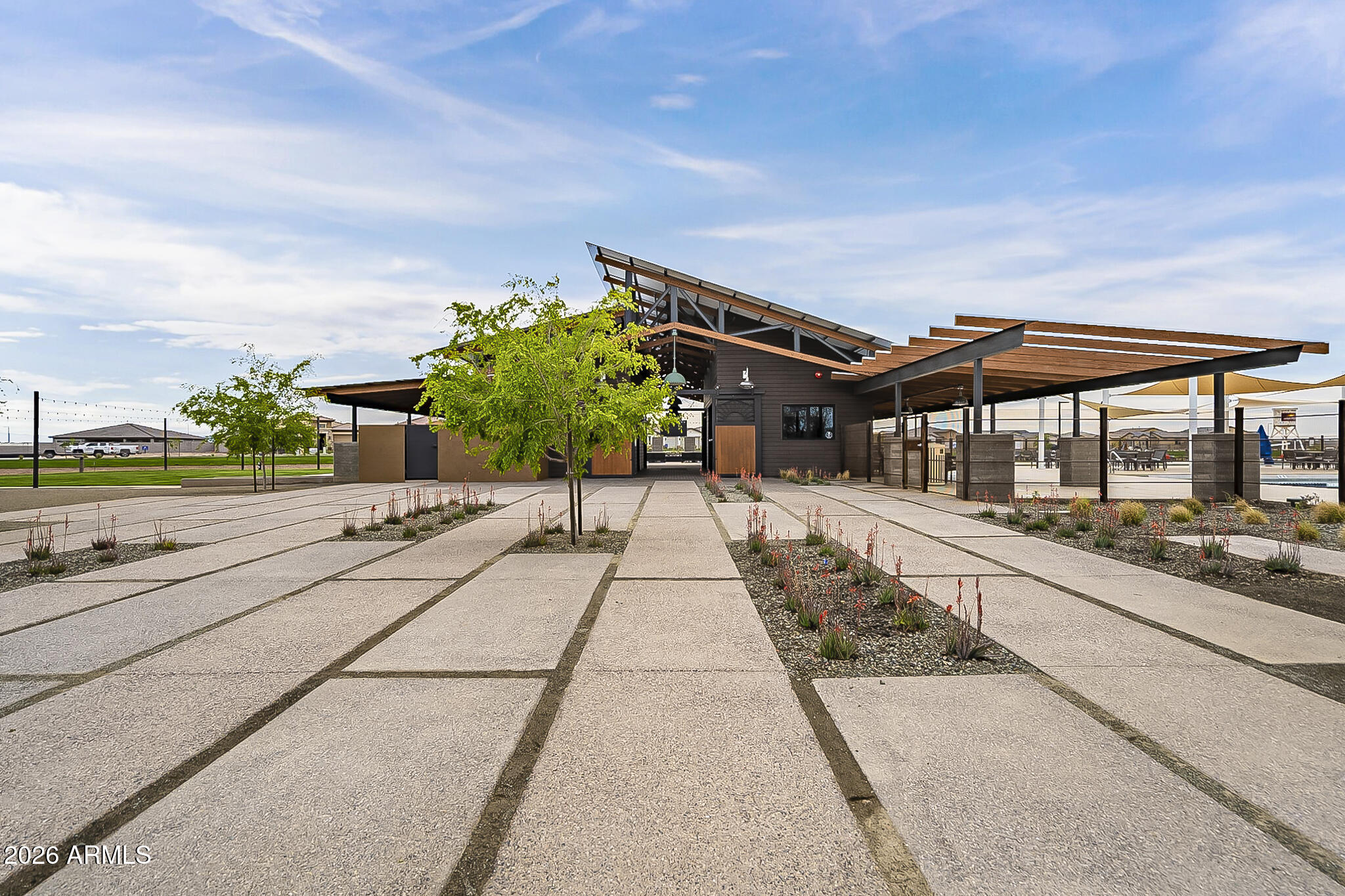 HARVEST QUEEN CREEK - Residential