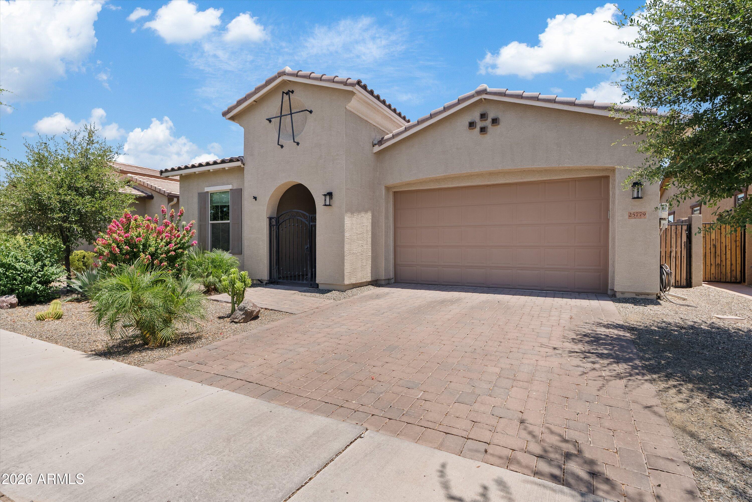 HARVEST QUEEN CREEK - Residential
