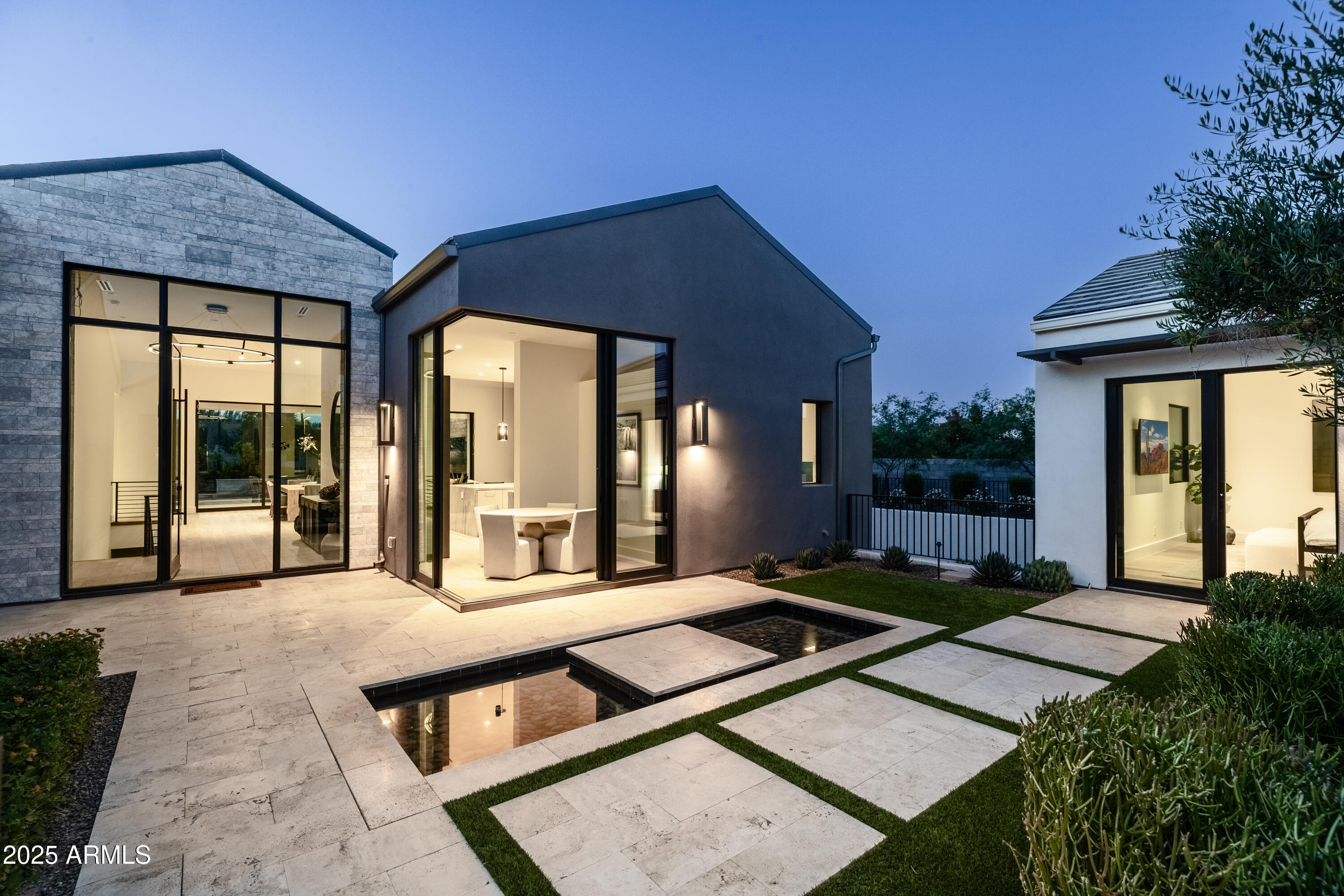RITZ-CARLTON PARCEL B - Residential