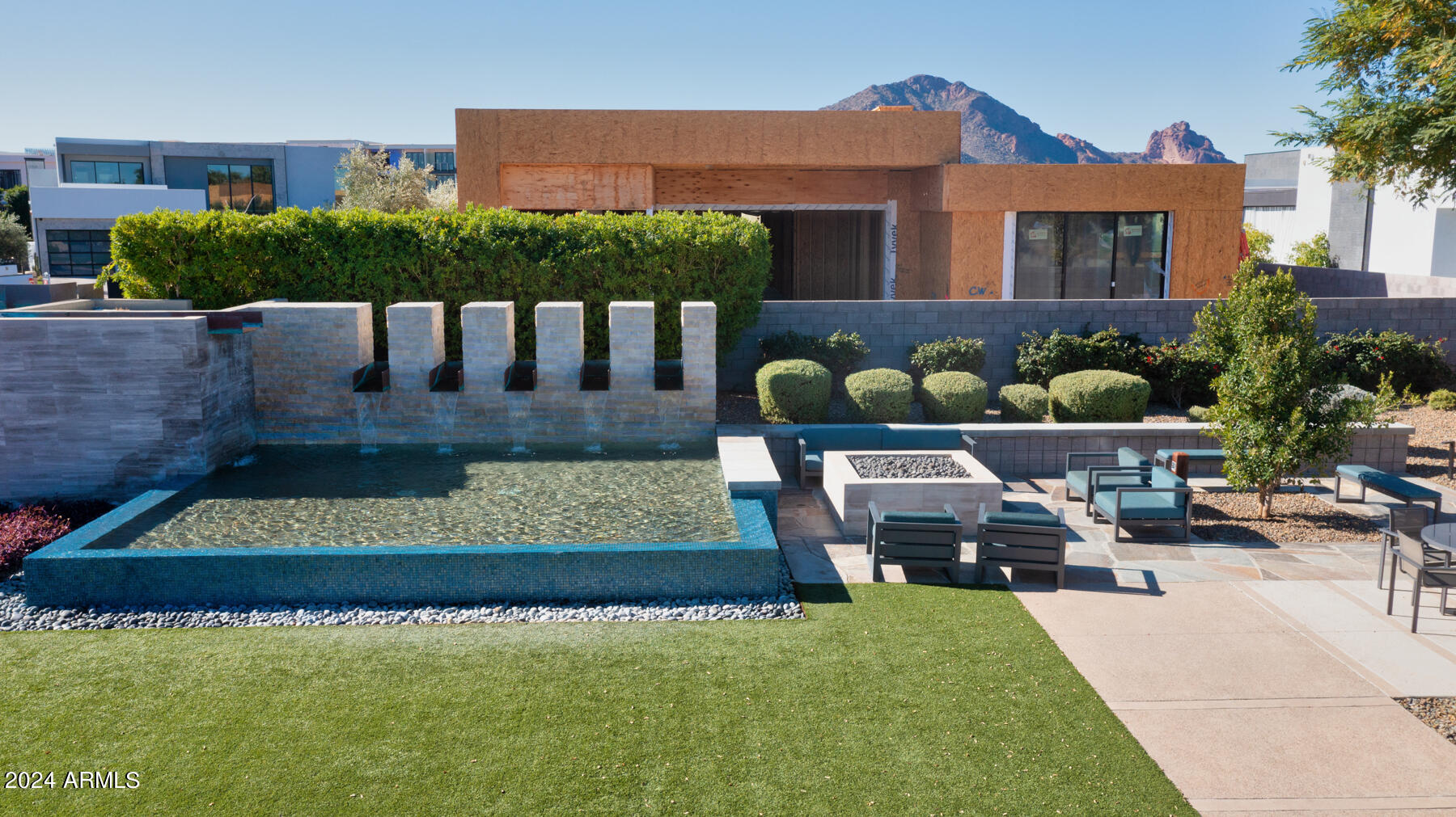 RITZ-CARLTON PARCEL B - Residential