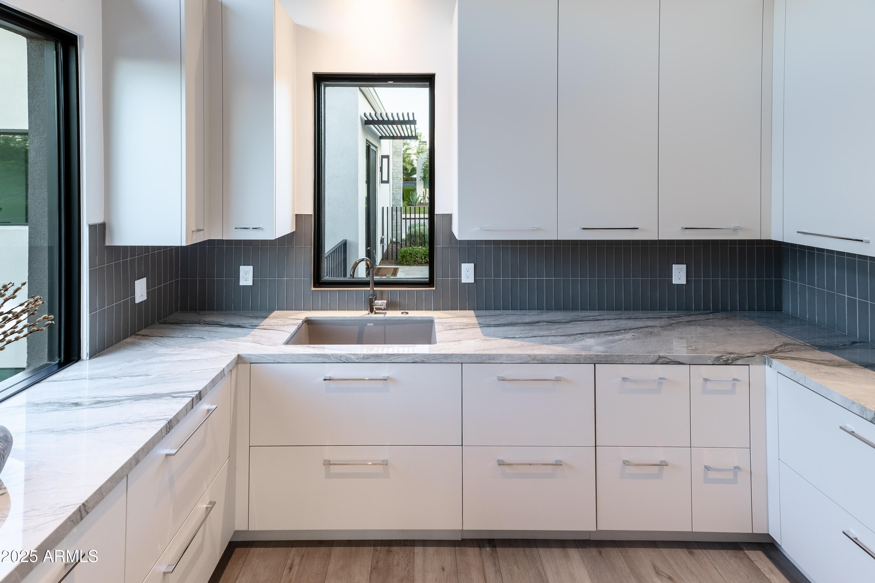 RITZ-CARLTON PARCEL B - Residential