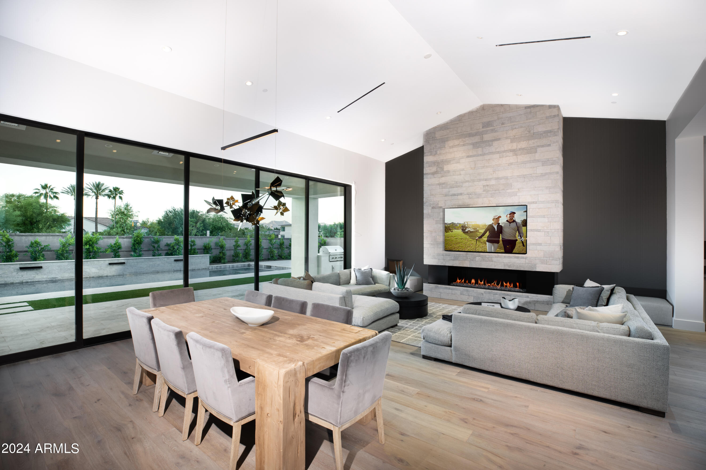 RITZ-CARLTON PARCEL B - Residential