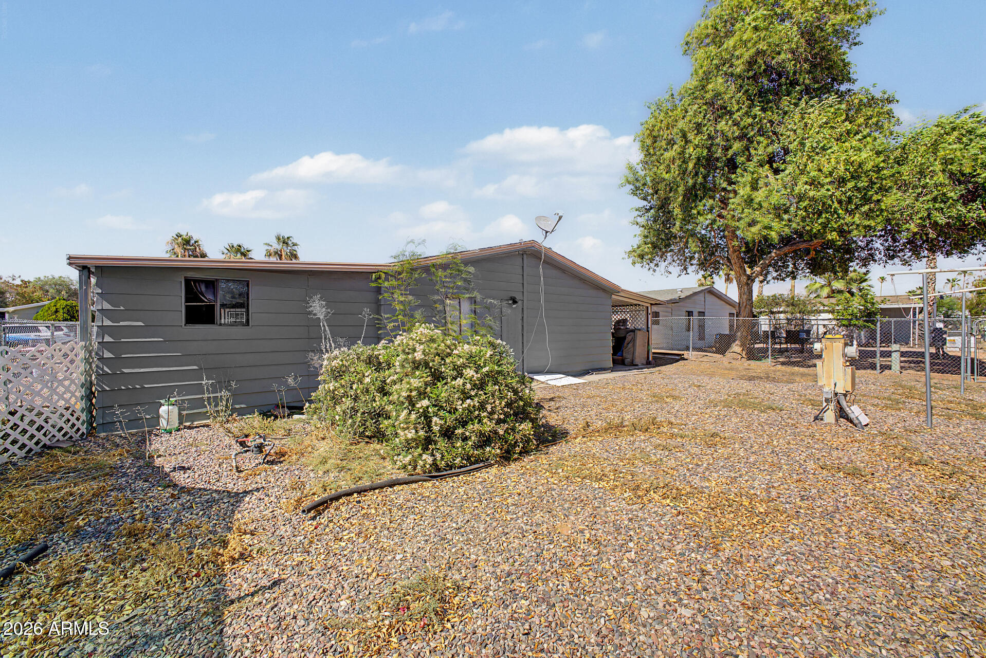 MESA SHADOWS EAST - Residential