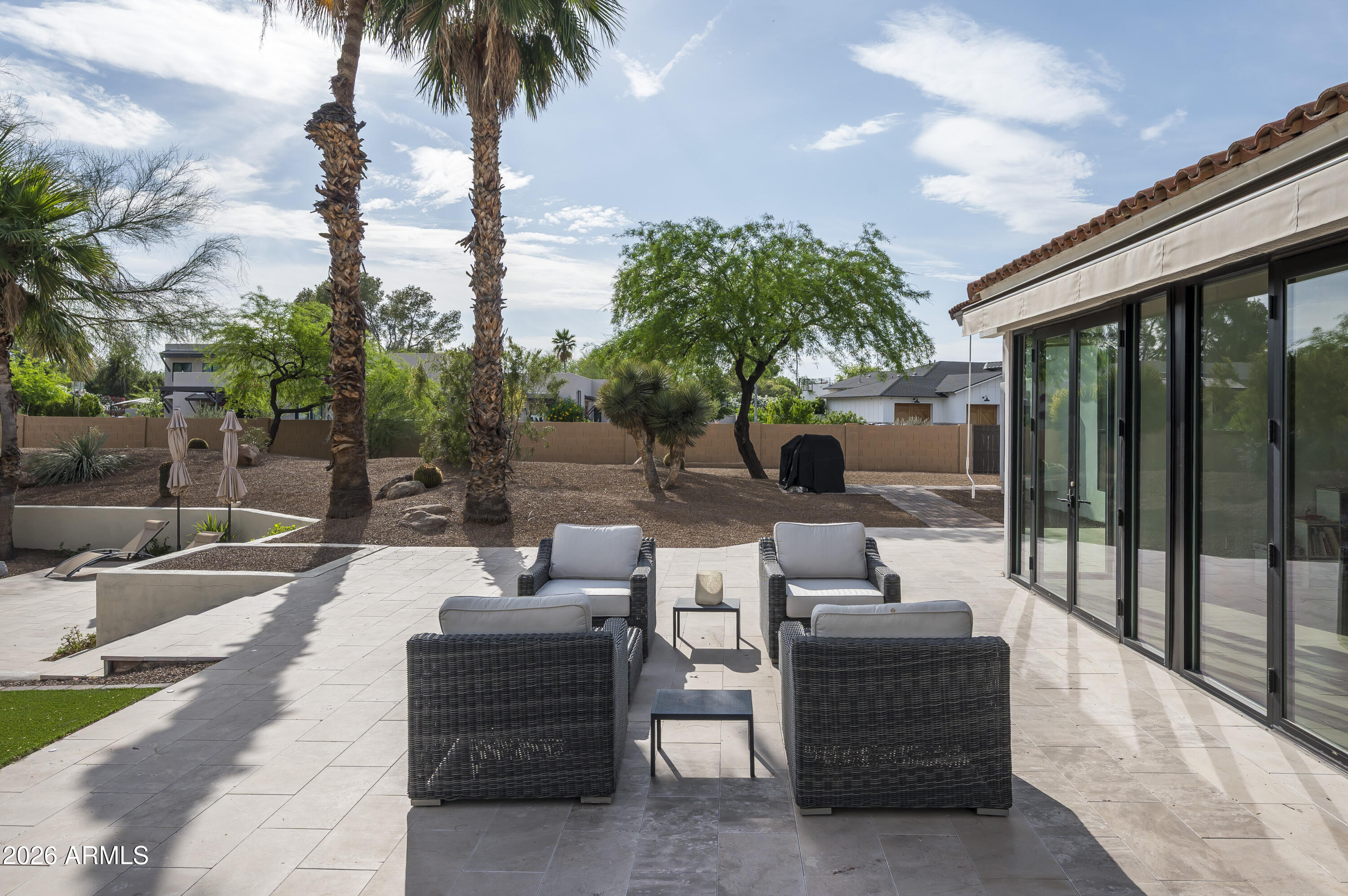 DESERT HOMES - Residential