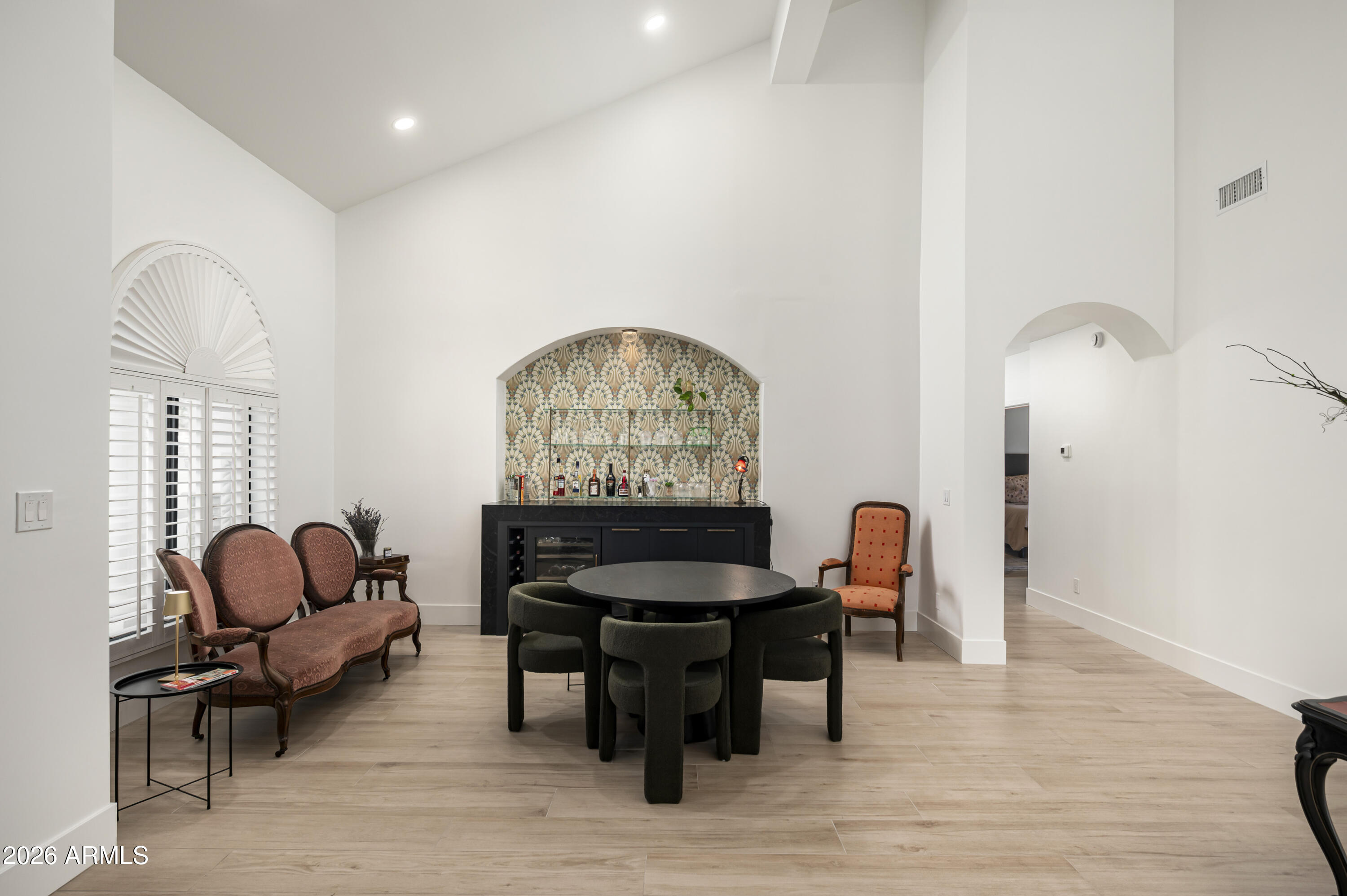 DESERT HOMES - Residential