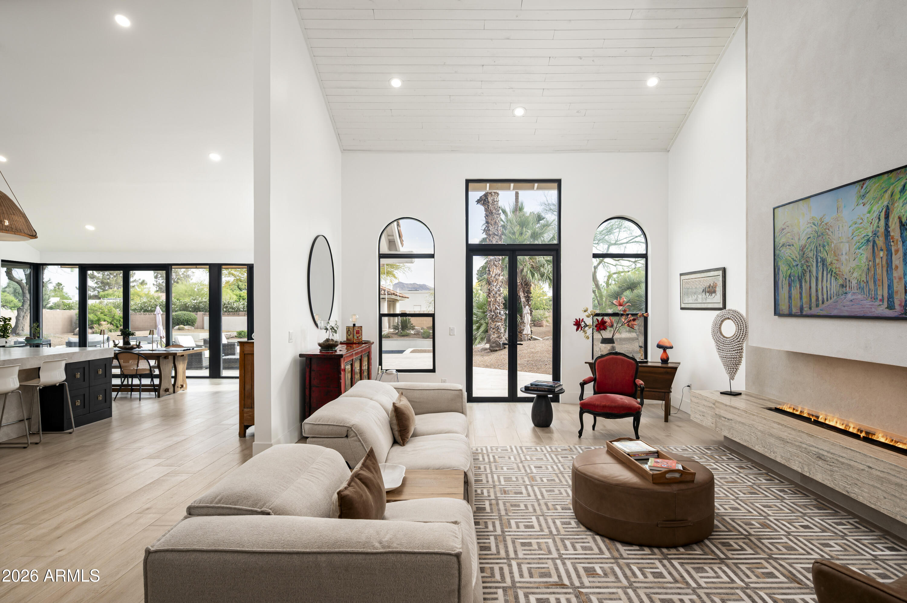 DESERT HOMES - Residential