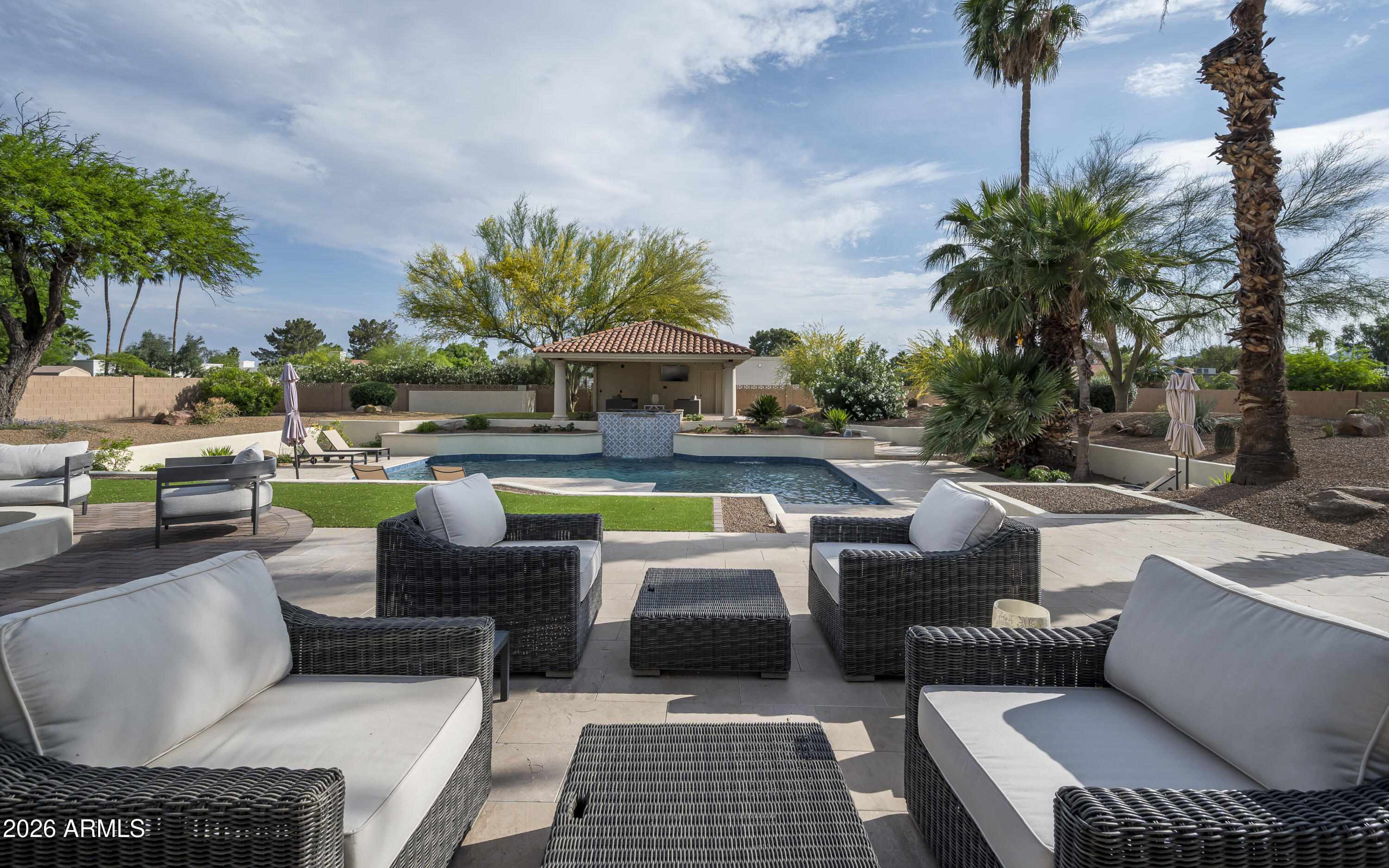 DESERT HOMES - Residential