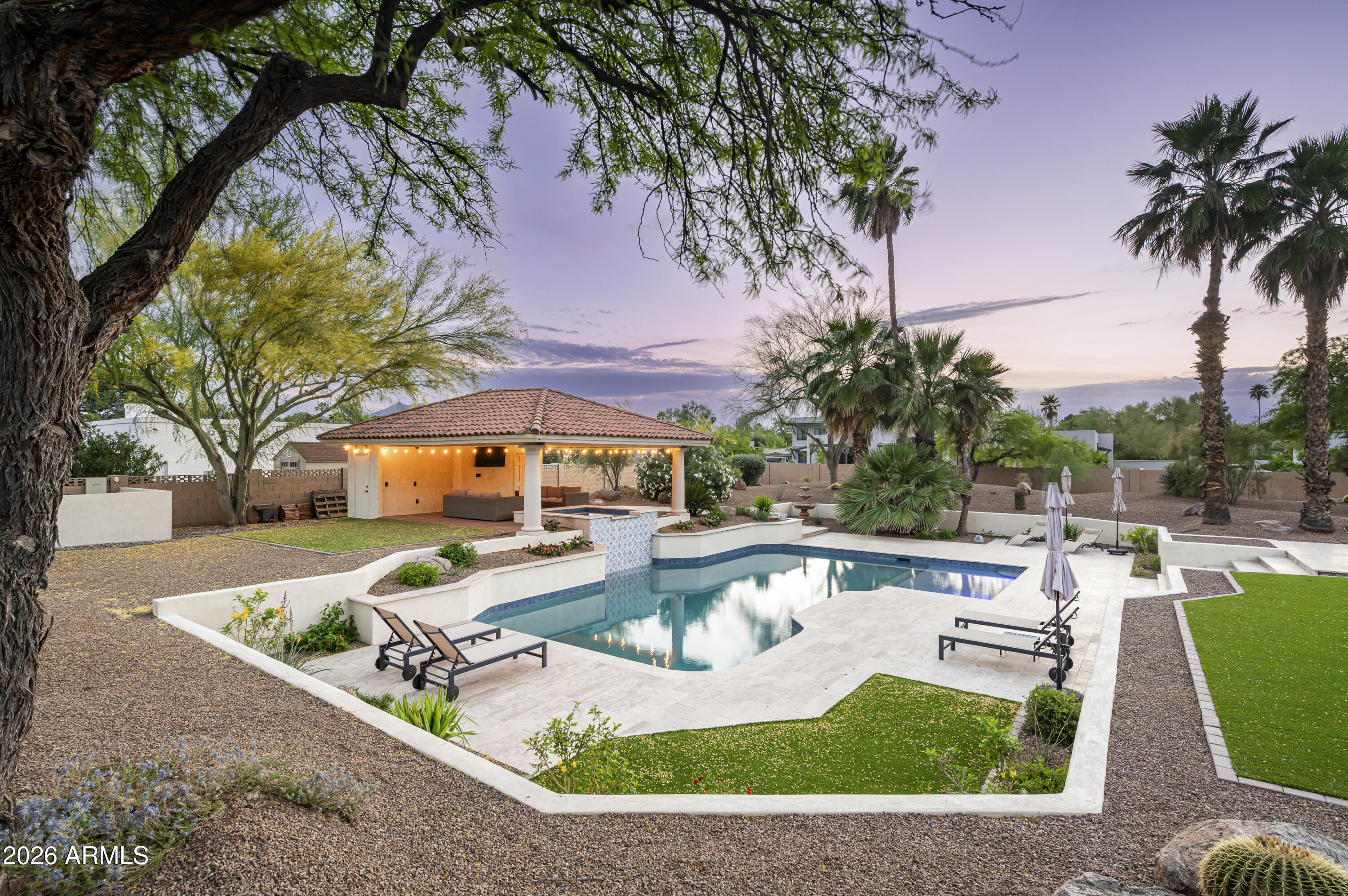 DESERT HOMES - Residential