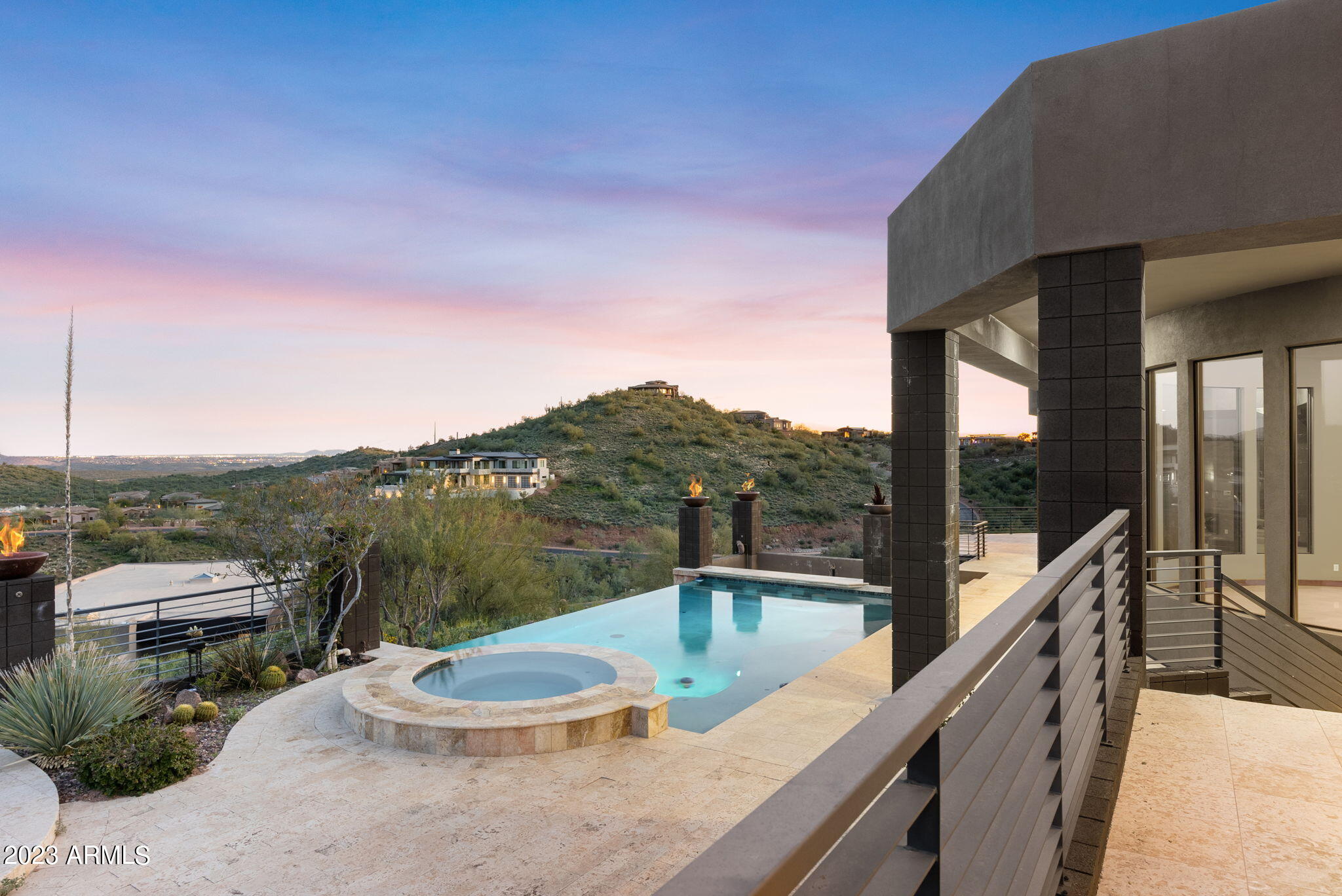 FIREROCK - Residential