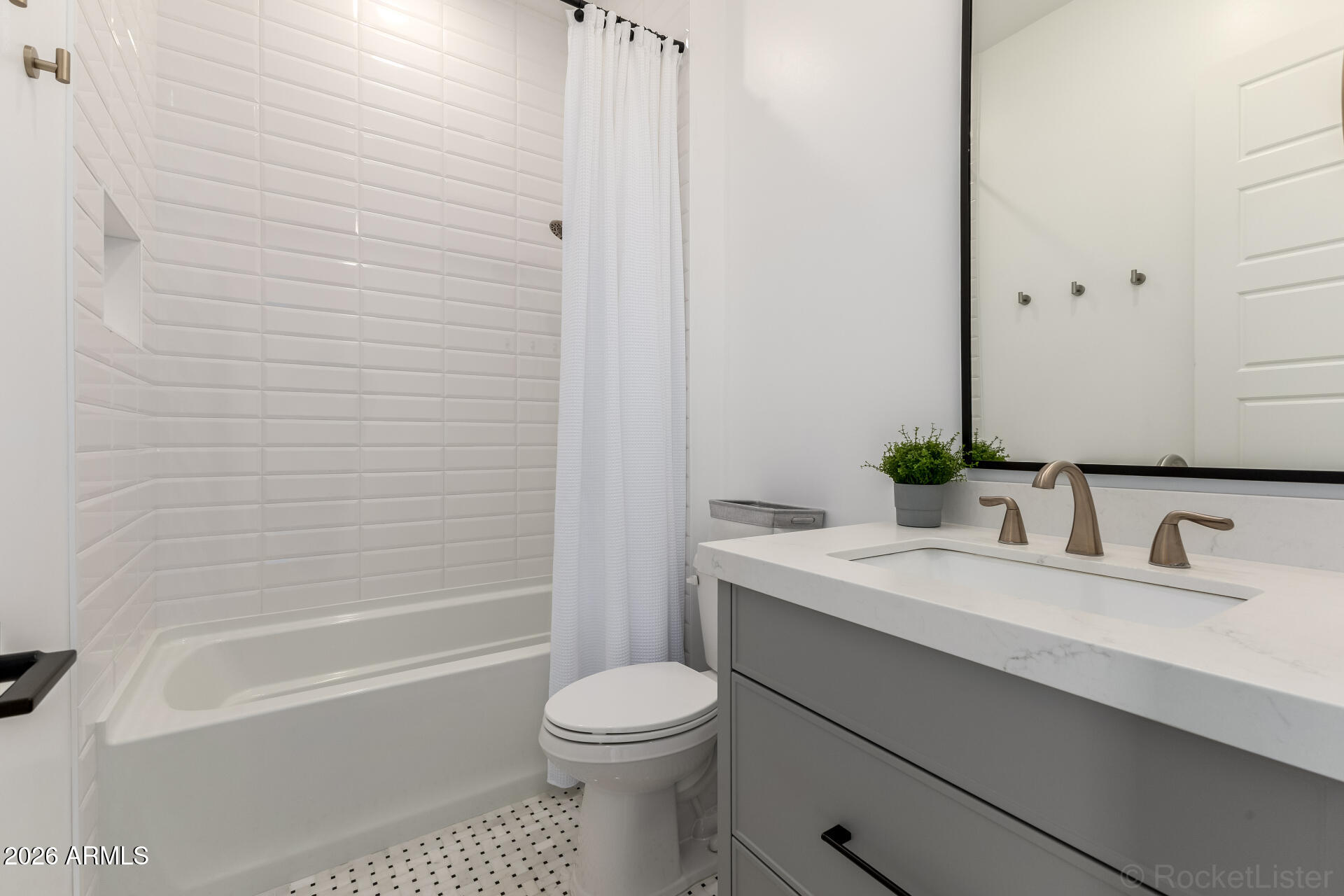 NORTHPOINT - Residential