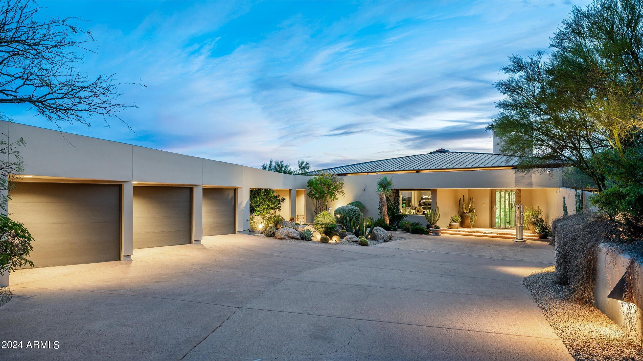 DESERT MOUNTAIN - Residential
