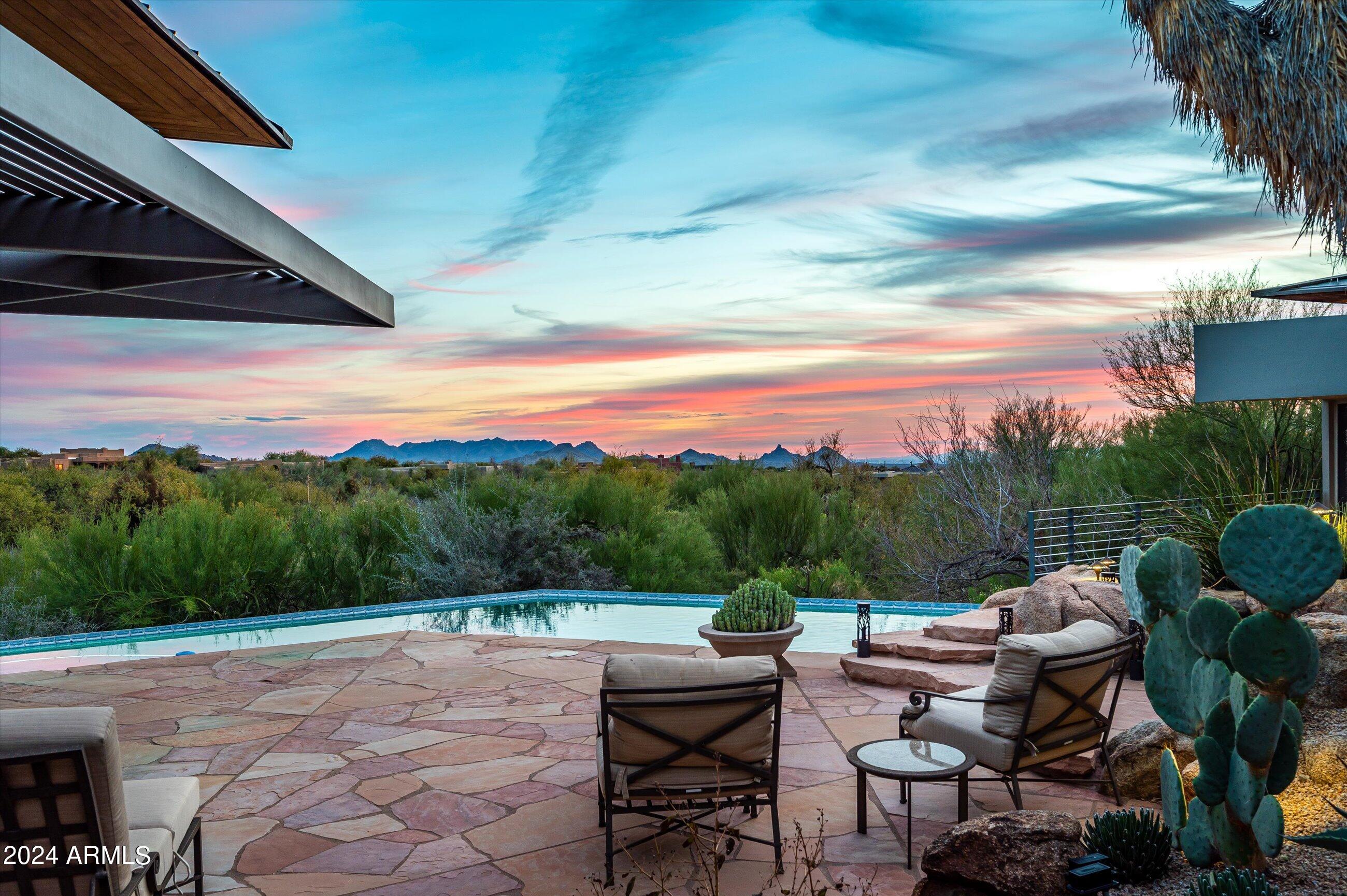 DESERT MOUNTAIN - Residential