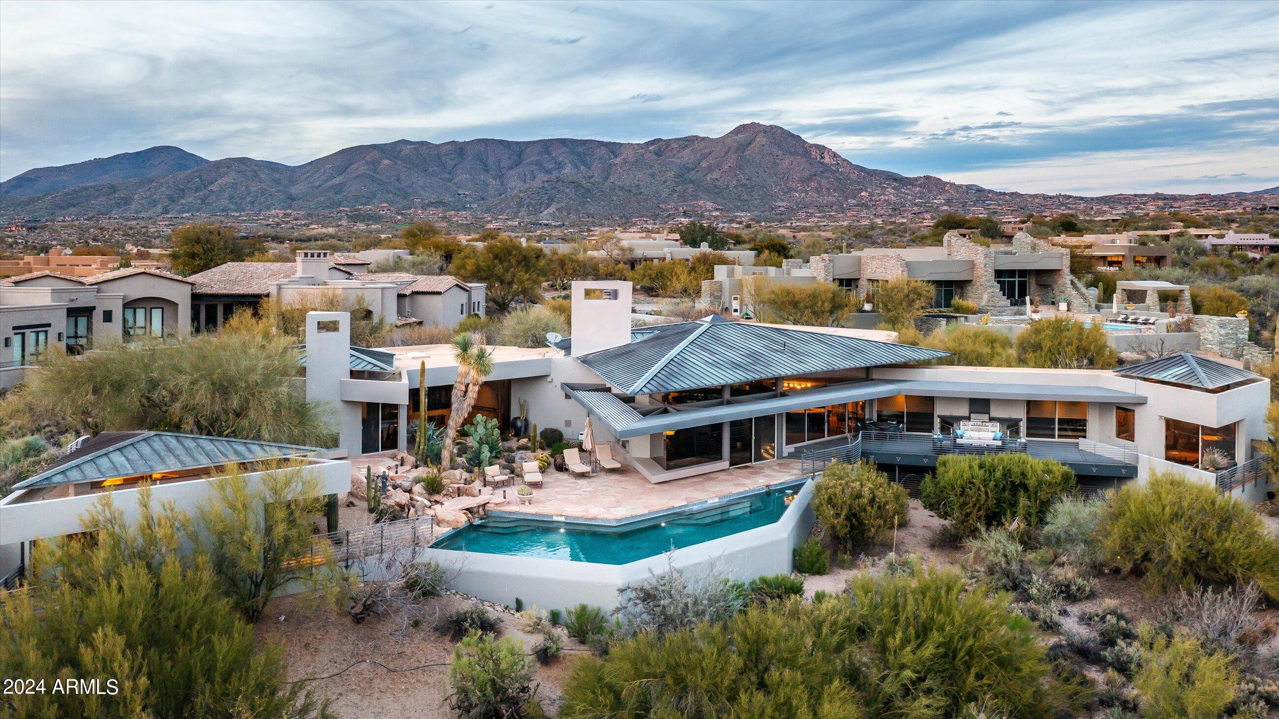 DESERT MOUNTAIN - Residential