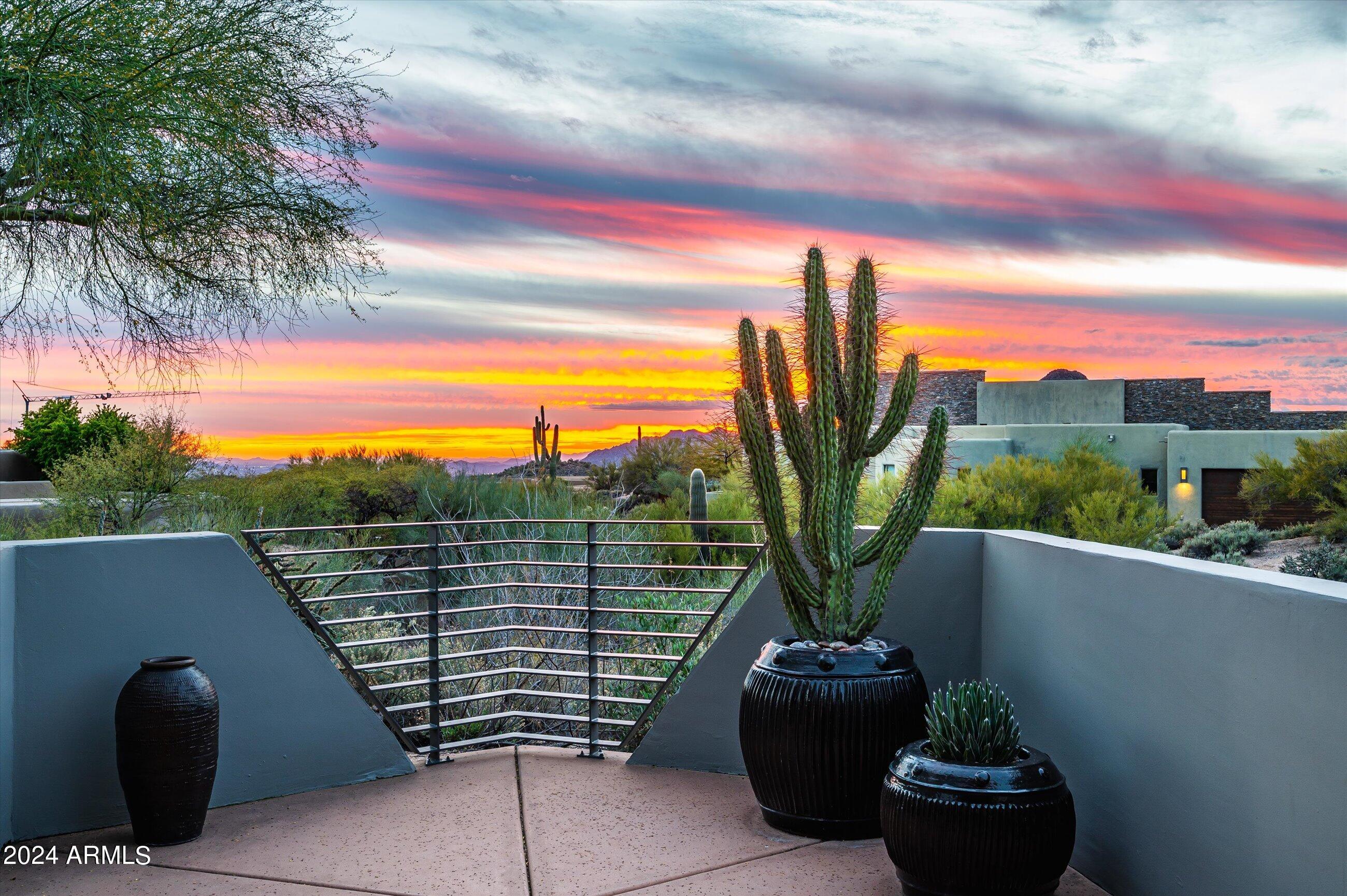 DESERT MOUNTAIN - Residential