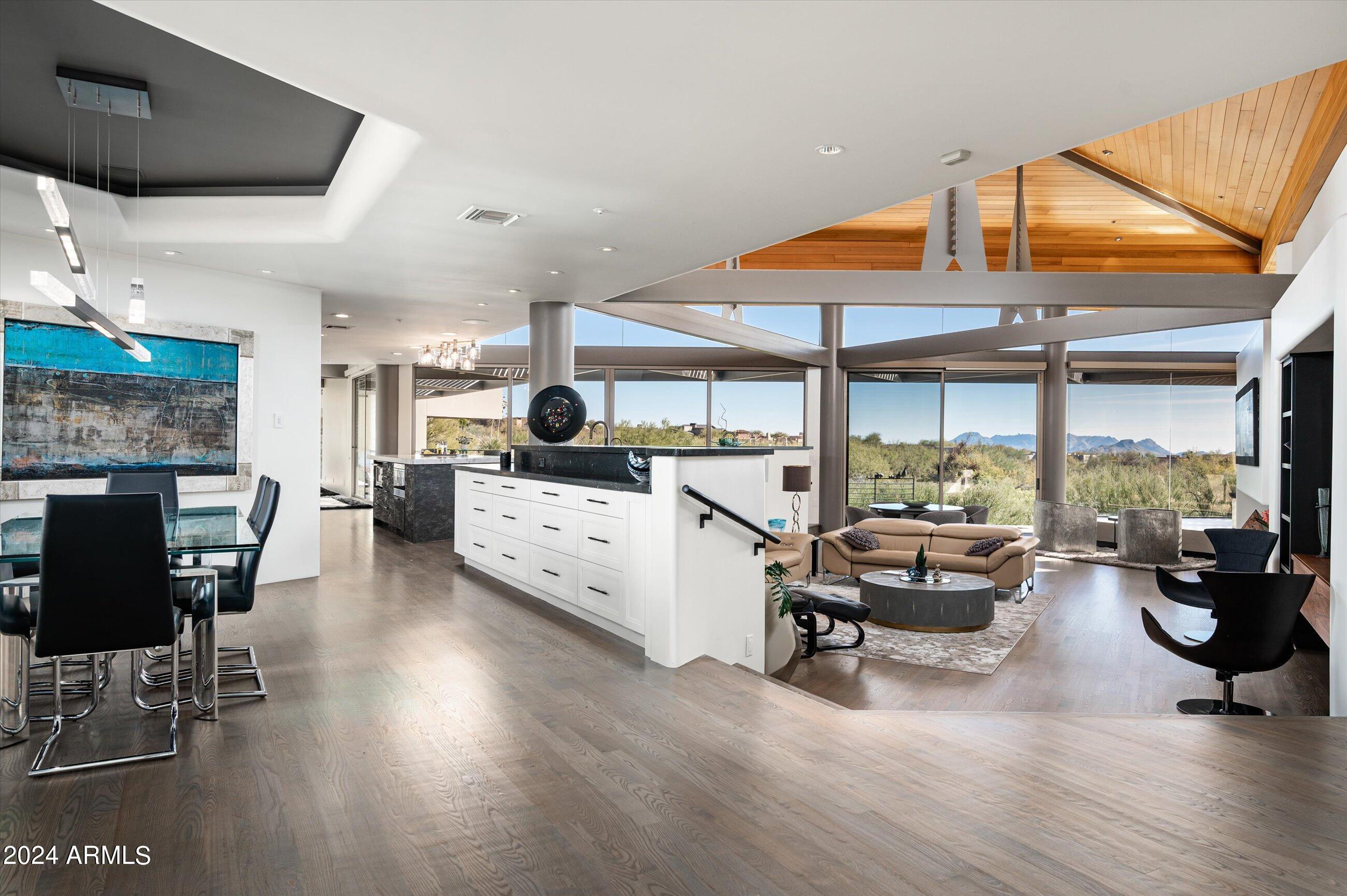 DESERT MOUNTAIN - Residential